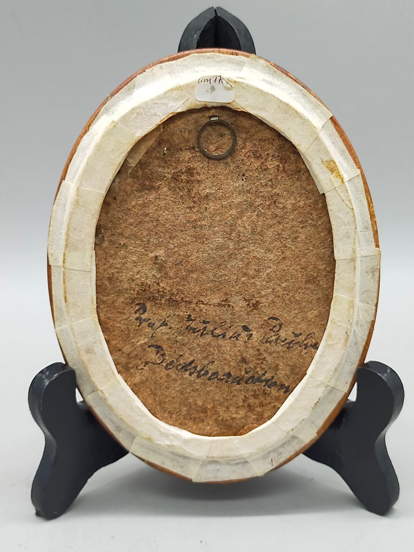 Französische Schule (XVIII) Portrait einer Dame mit blauer Schleife