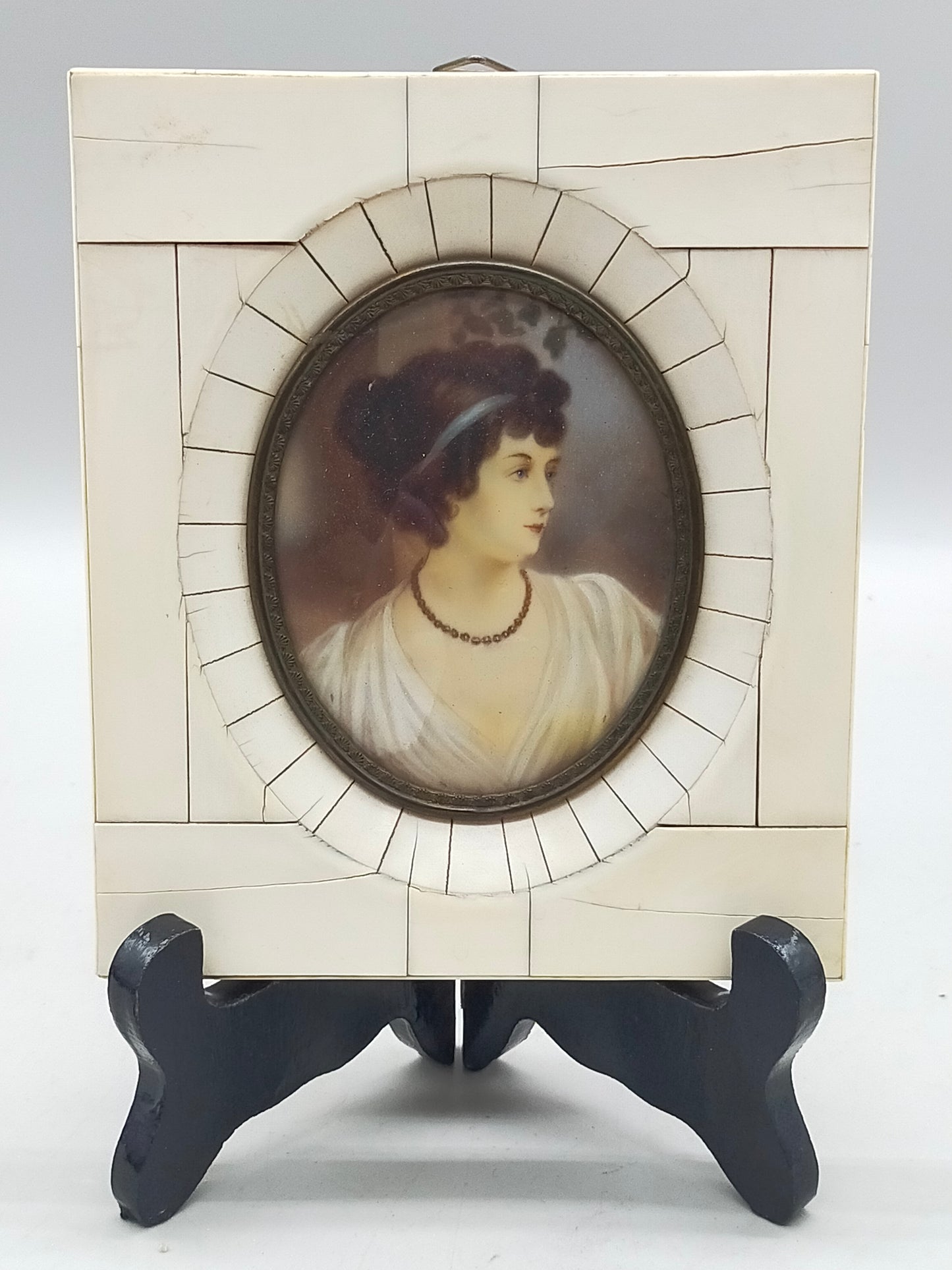Westeuropäische Schule (XIX) Elegantes Damen Porträt Miniaturgemälde