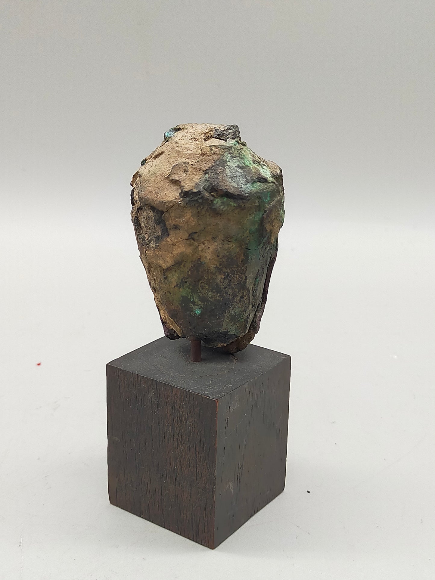 Antiker asiatischer Buddha Kopf – Skulptur