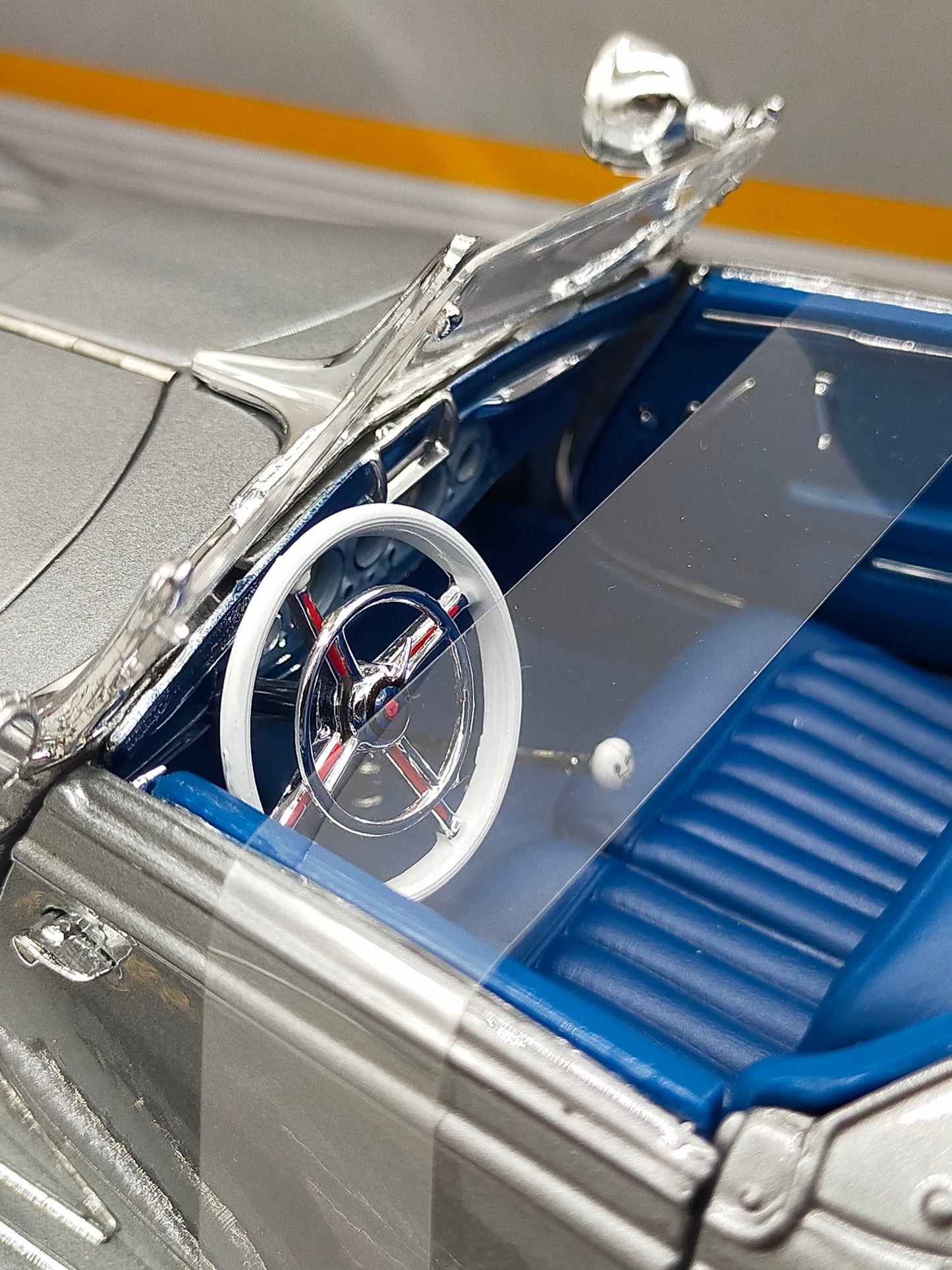 Maisto Mercedes-Benz 500 K Spezial-Roadster (1:18) in OVP
