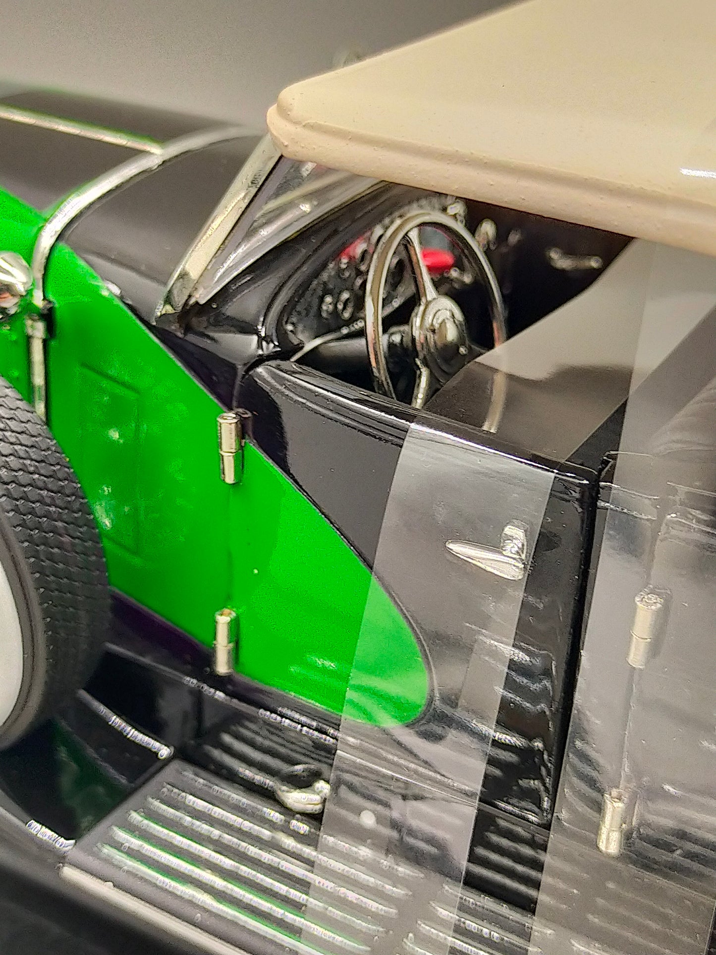 Signature Models 1934 Duesenberg – Edles 1:18 in OVP