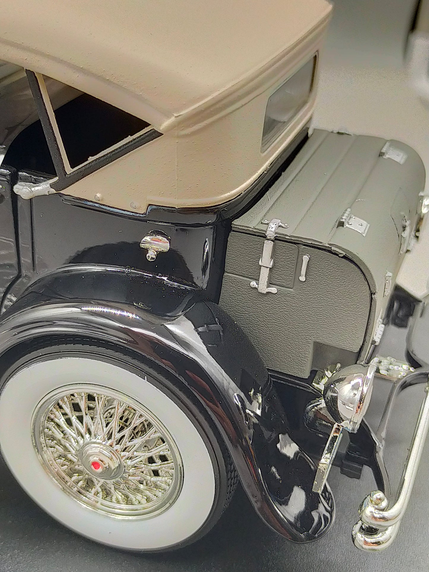Signature Models 1934 Duesenberg – Edles 1:18 in OVP