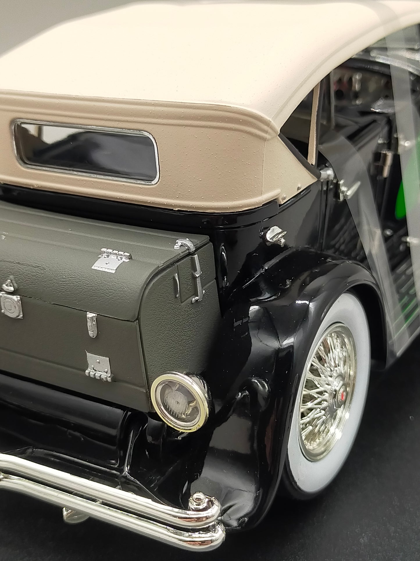 Signature Models 1934 Duesenberg – Edles 1:18 in OVP