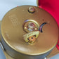 Vintage Oskar Reise Wecker Rotes Etui mit Goldfarbenem Gehäuse