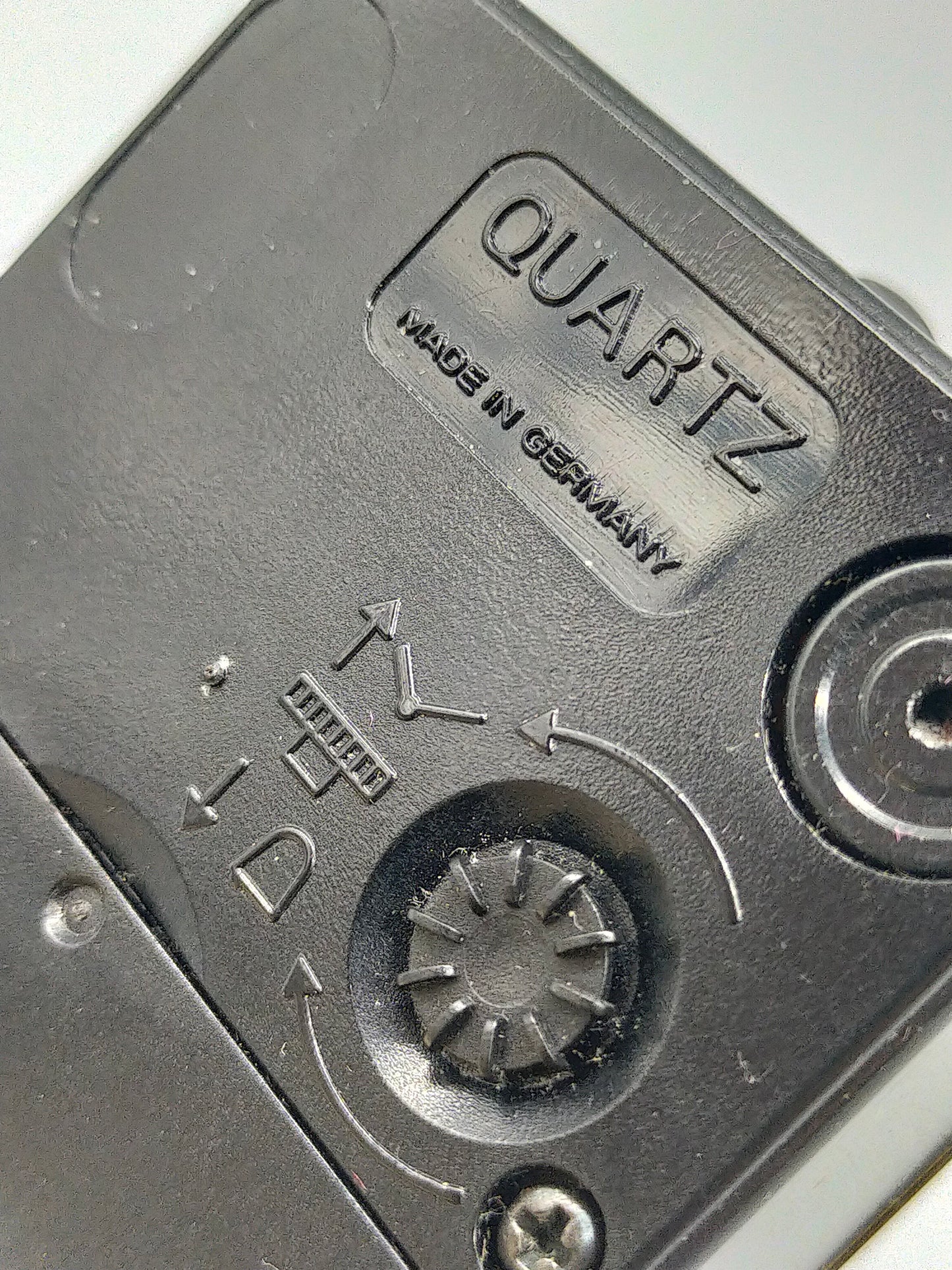 Klassische Europa Reise Uhr Vintage Design mit Quarzwerk