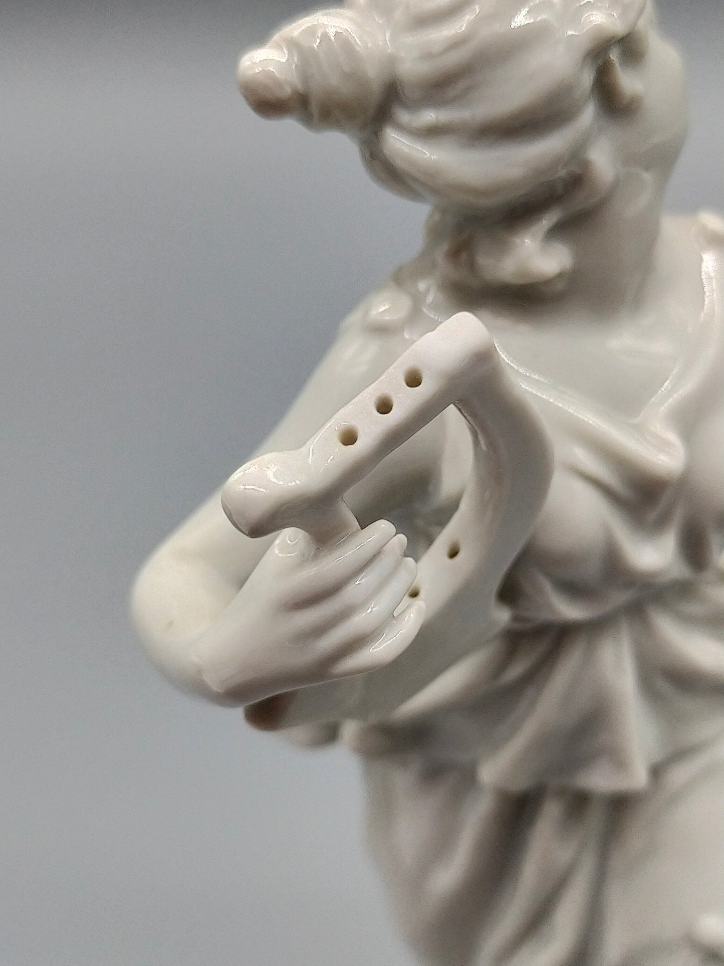 N Crown Porzellan Figur Muse mit Lyra Weißglanz & Antik-Stil