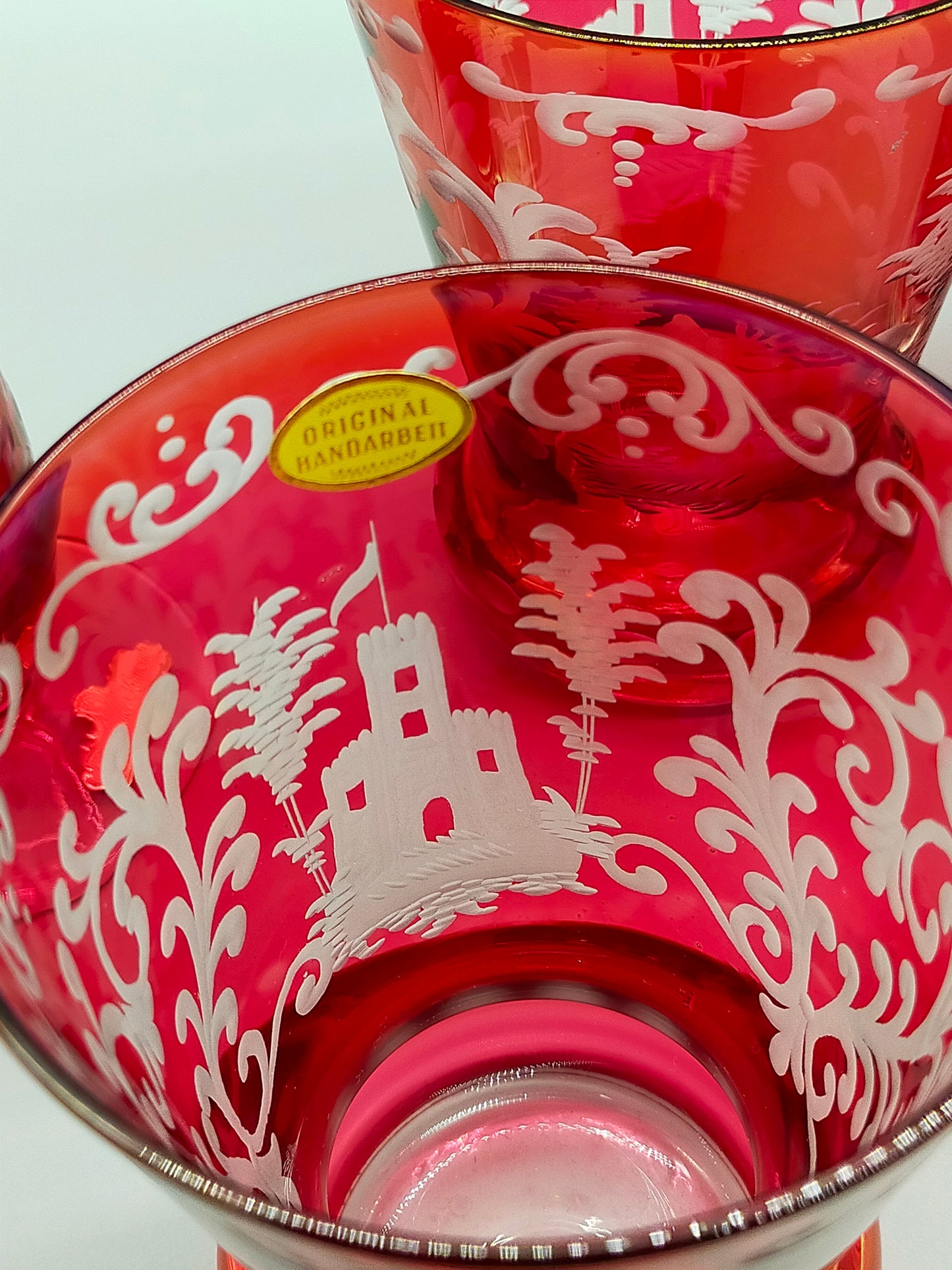 Edles Kristallglas Set in Rubinrot – Handarbeit aus Kramsach Tirol