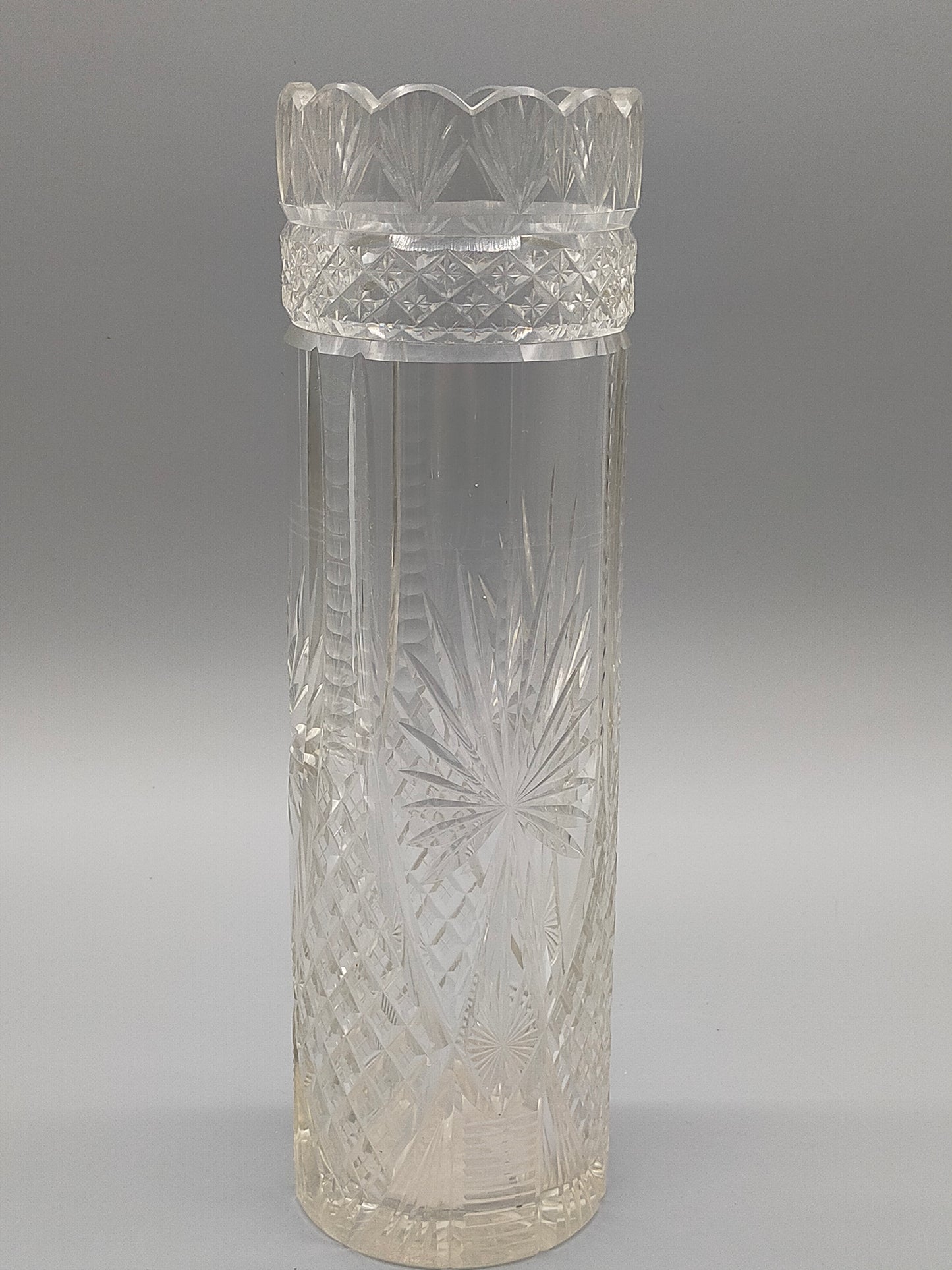Kristallglas Zylindervase – Edle Schliffoptik mit Sternenmotiv
