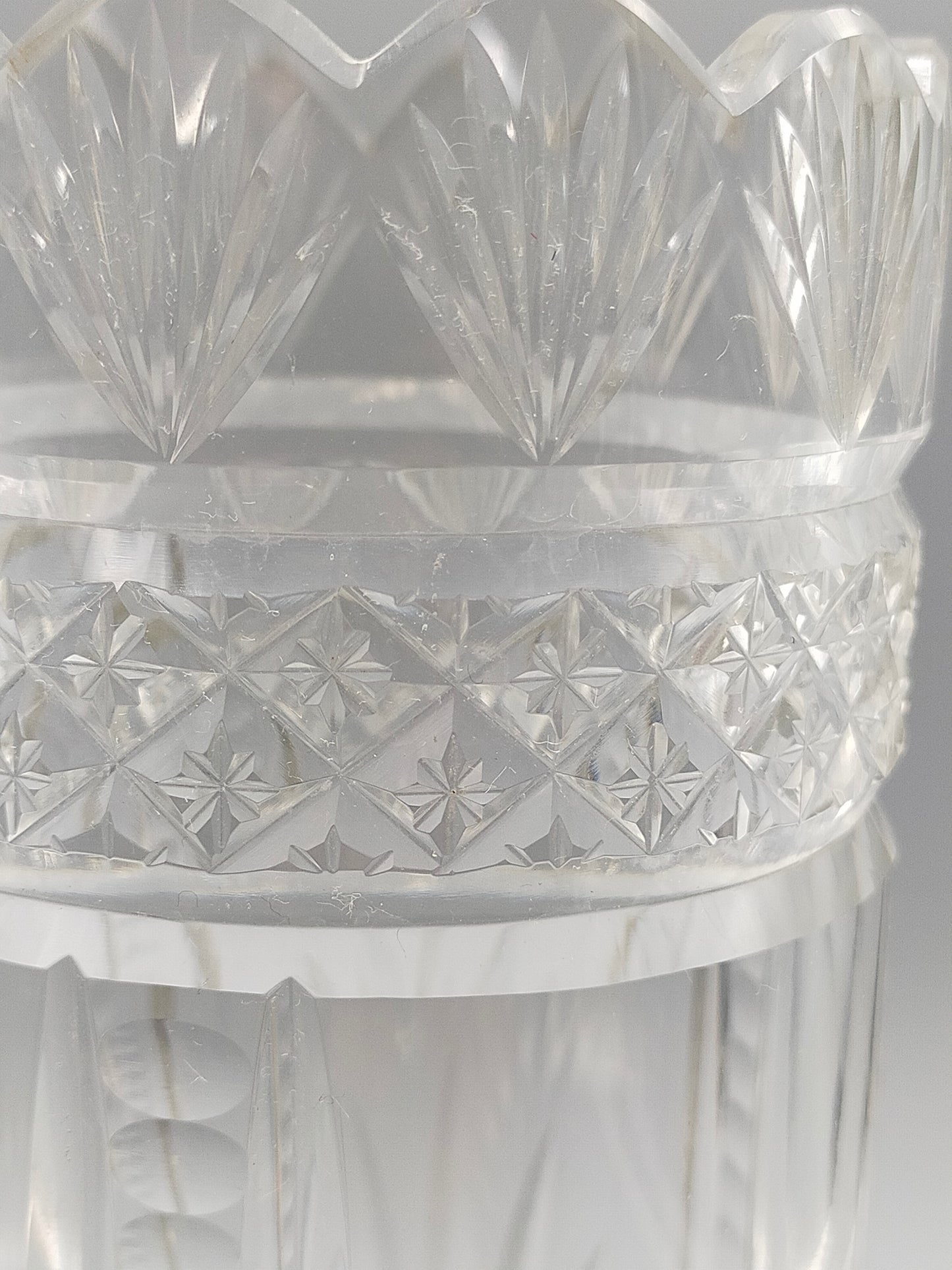 Kristallglas Zylindervase – Edle Schliffoptik mit Sternenmotiv