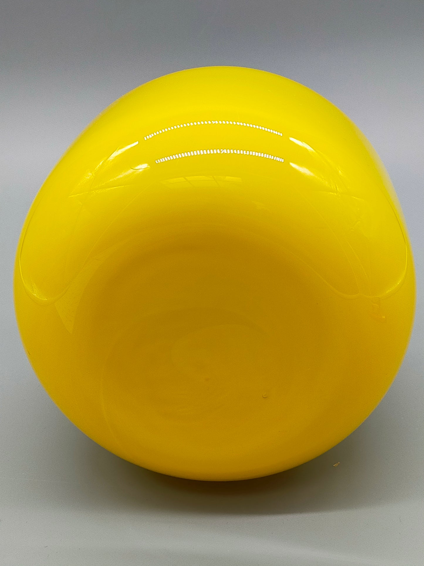 Elegante Opalglas Vase in Sonnengelb Vintage Mid-Century Kunstglas