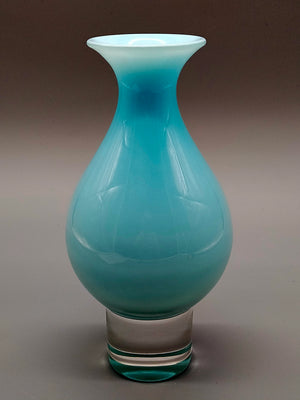 Klassische Murano Stil Kunstglas Vase Elegantes Türkis mit Klarglasfuß