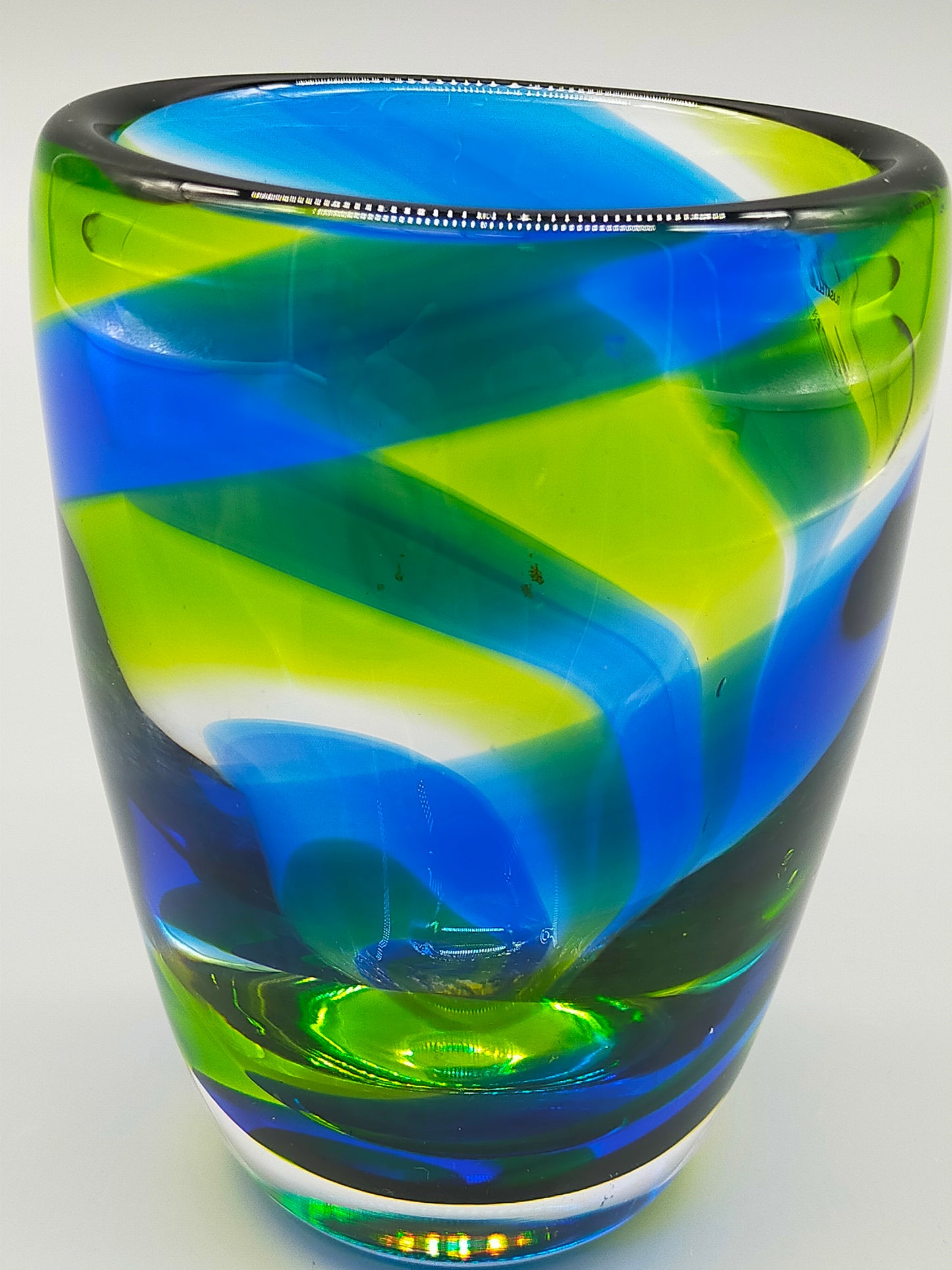 Schwedische Gullaskruf Glasatelje Murano Vase Farbenfrohes Design