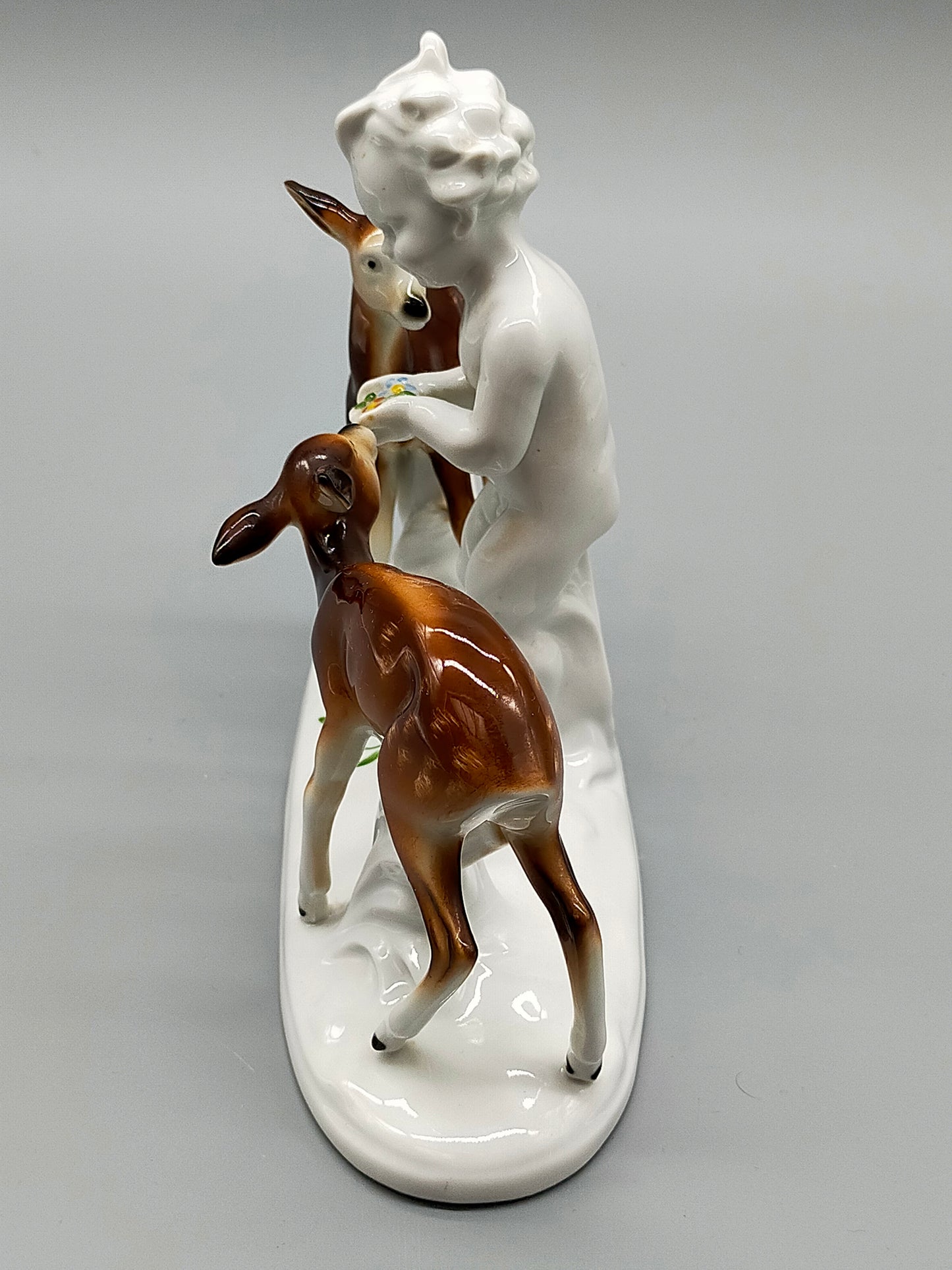Gräfenthal Porzellan Figur Putto mit zwei Rehen