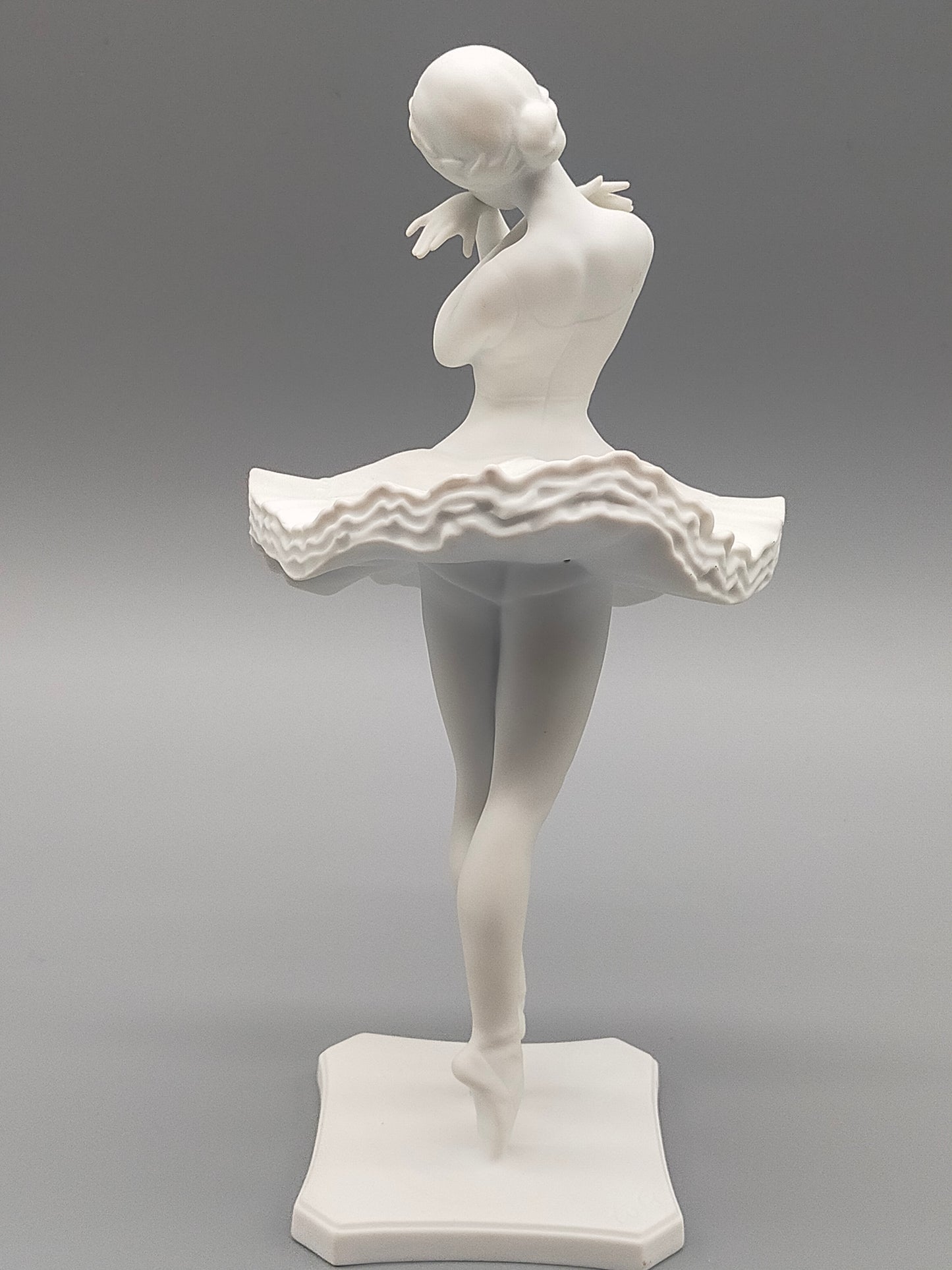 Kaiser Bisquitporzellan Figur Odette Elegante Ballett Tänzerin