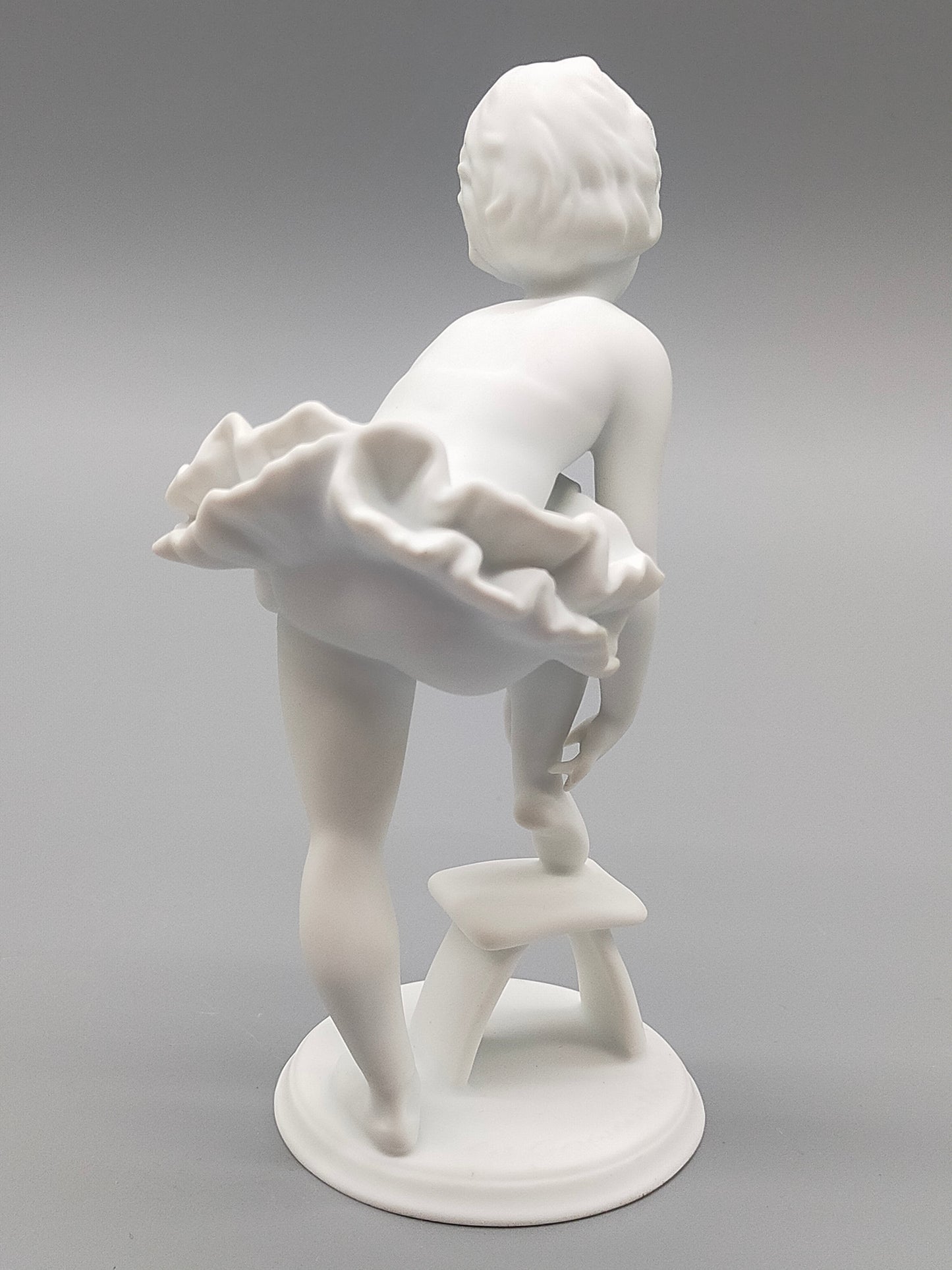 Kaiser Porzellan Figur Ballerina Elegante Biskuitporzellan Tänzerin