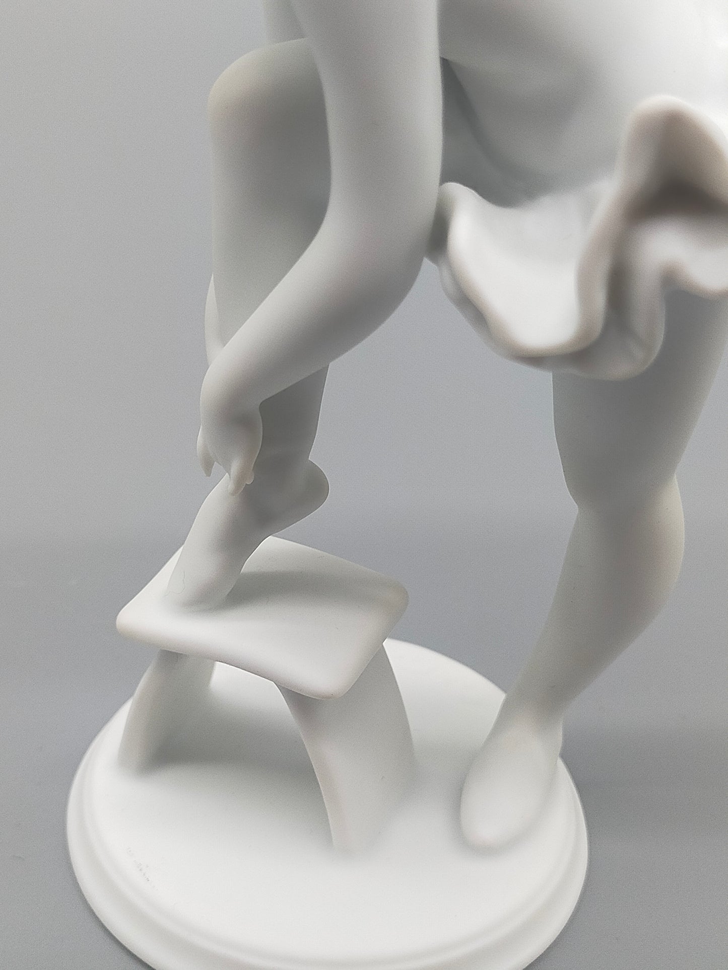Kaiser Porzellan Figur Ballerina Elegante Biskuitporzellan Tänzerin