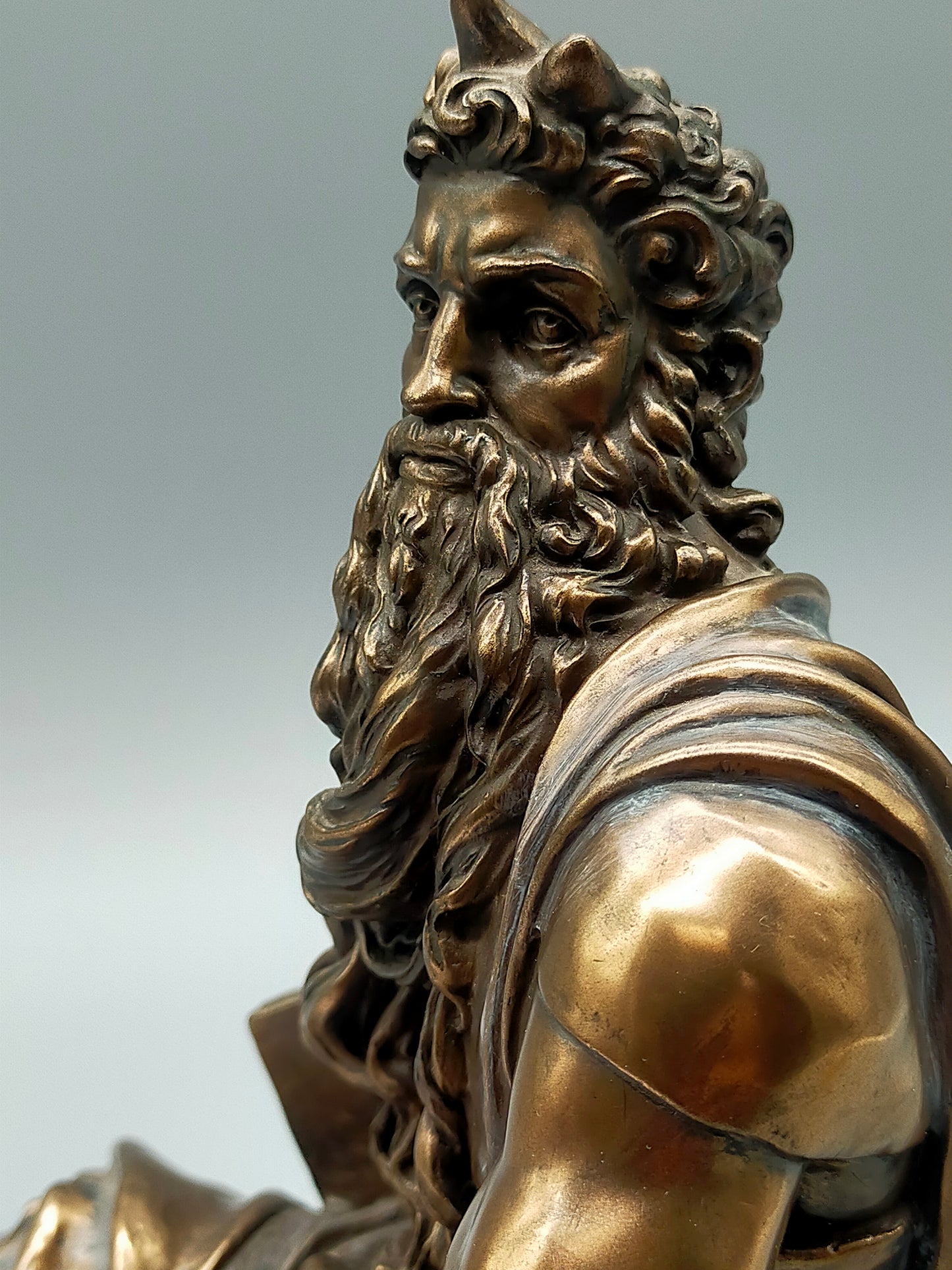 Veronese Moses Bronze Skulptur mit Gesetzestafeln Signiert (1998)