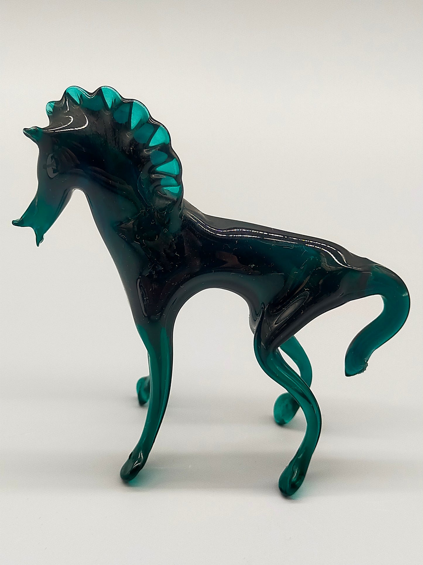Kunstvolle Murano Glasfigur Pferd Elegantes Design in Smaragdgrün