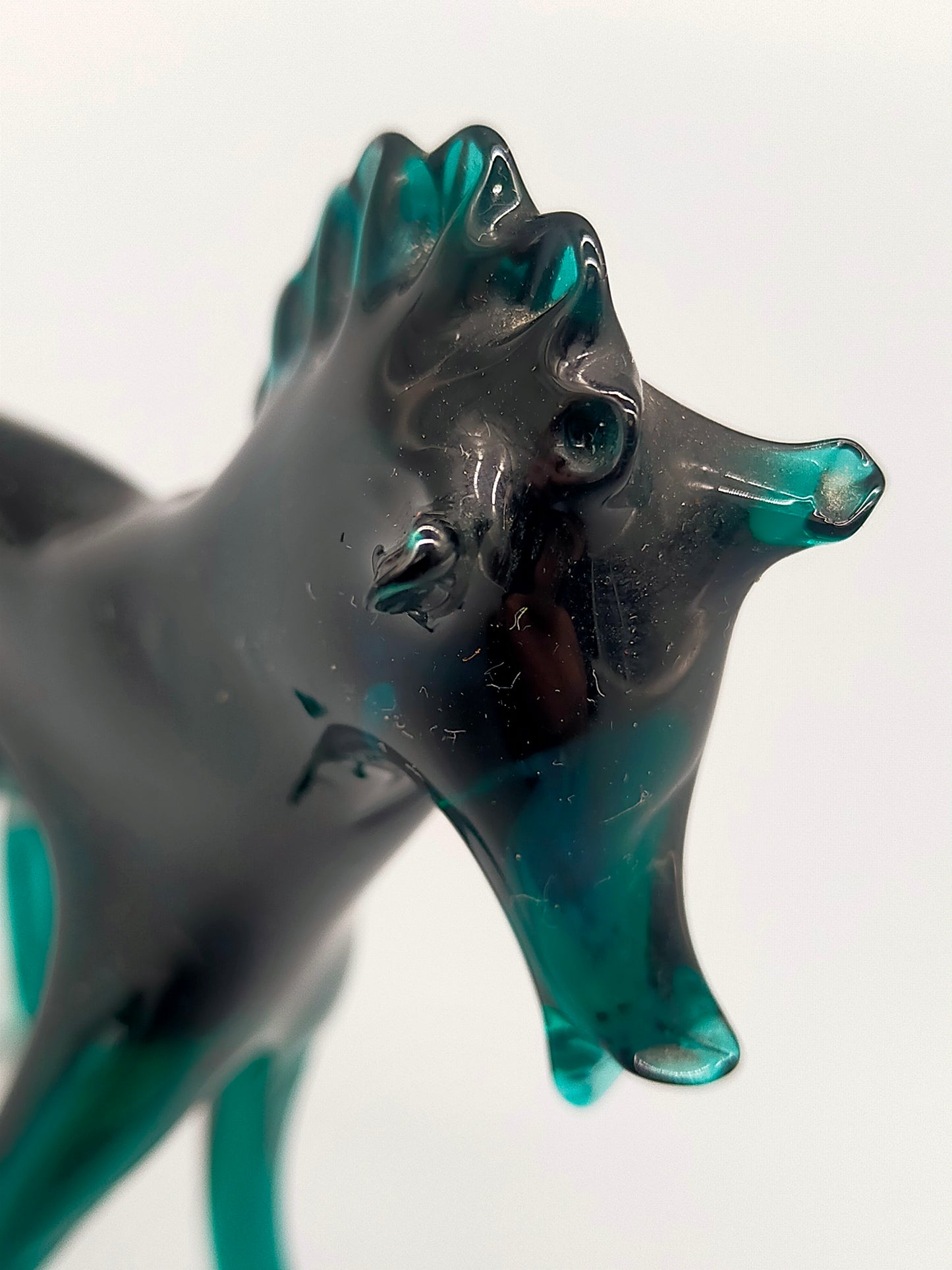Kunstvolle Murano Glasfigur Pferd Elegantes Design in Smaragdgrün
