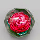 Edler Briefbeschwerer mit roter Rose Facettiertes Glas