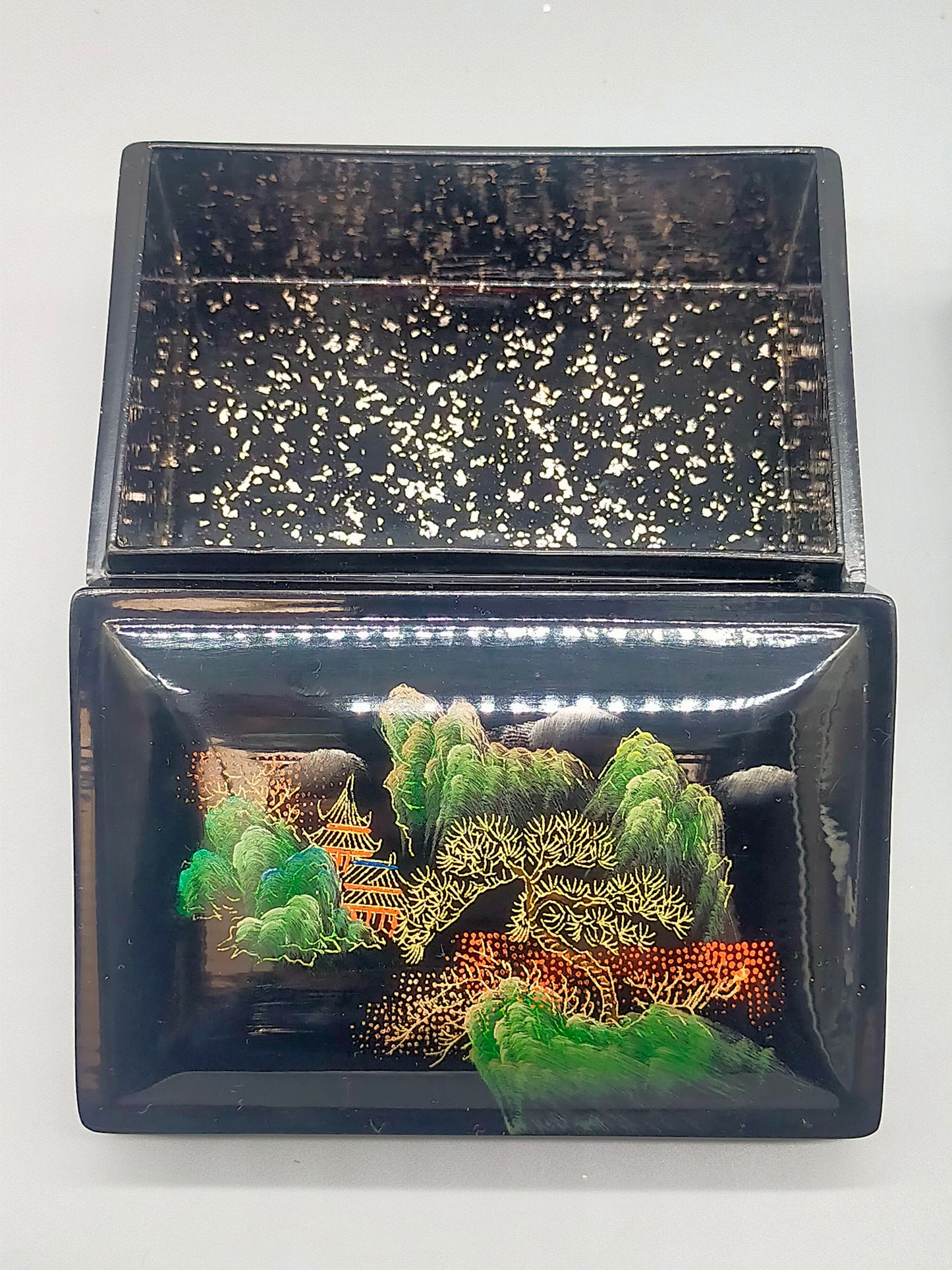 Asiatisches Lackdosen Set (4-teilig) Elegante Stapelboxen mit Landschaft