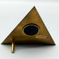 Exklusive Weiss Tisch Uhr aus Messing Dreieckiges Vintage Design