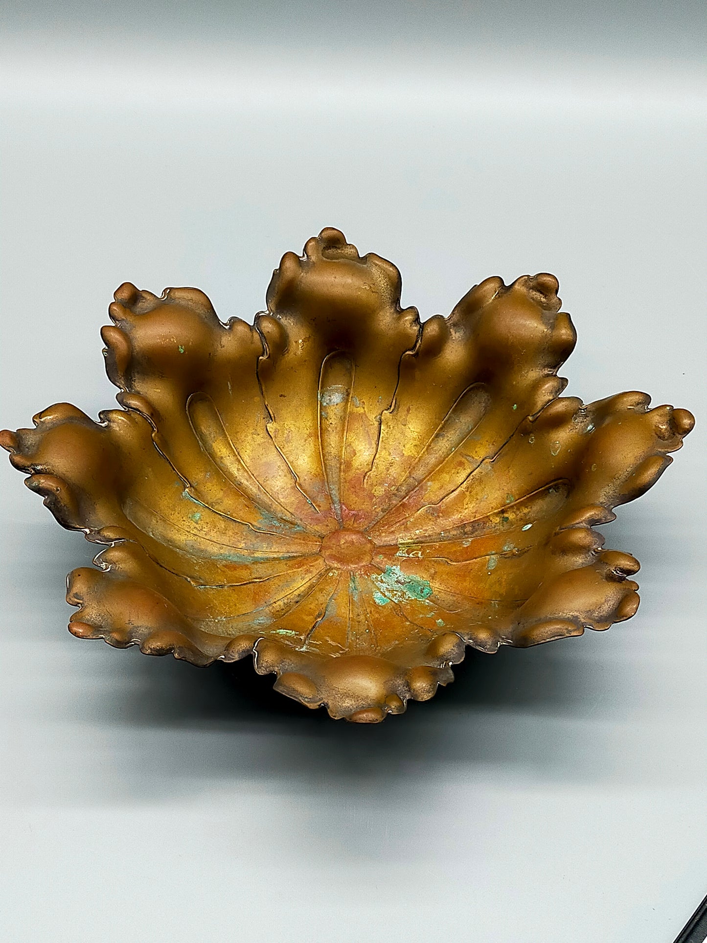 Antike Schale im Jugendstil Florale Bronze Optik Dekorschale