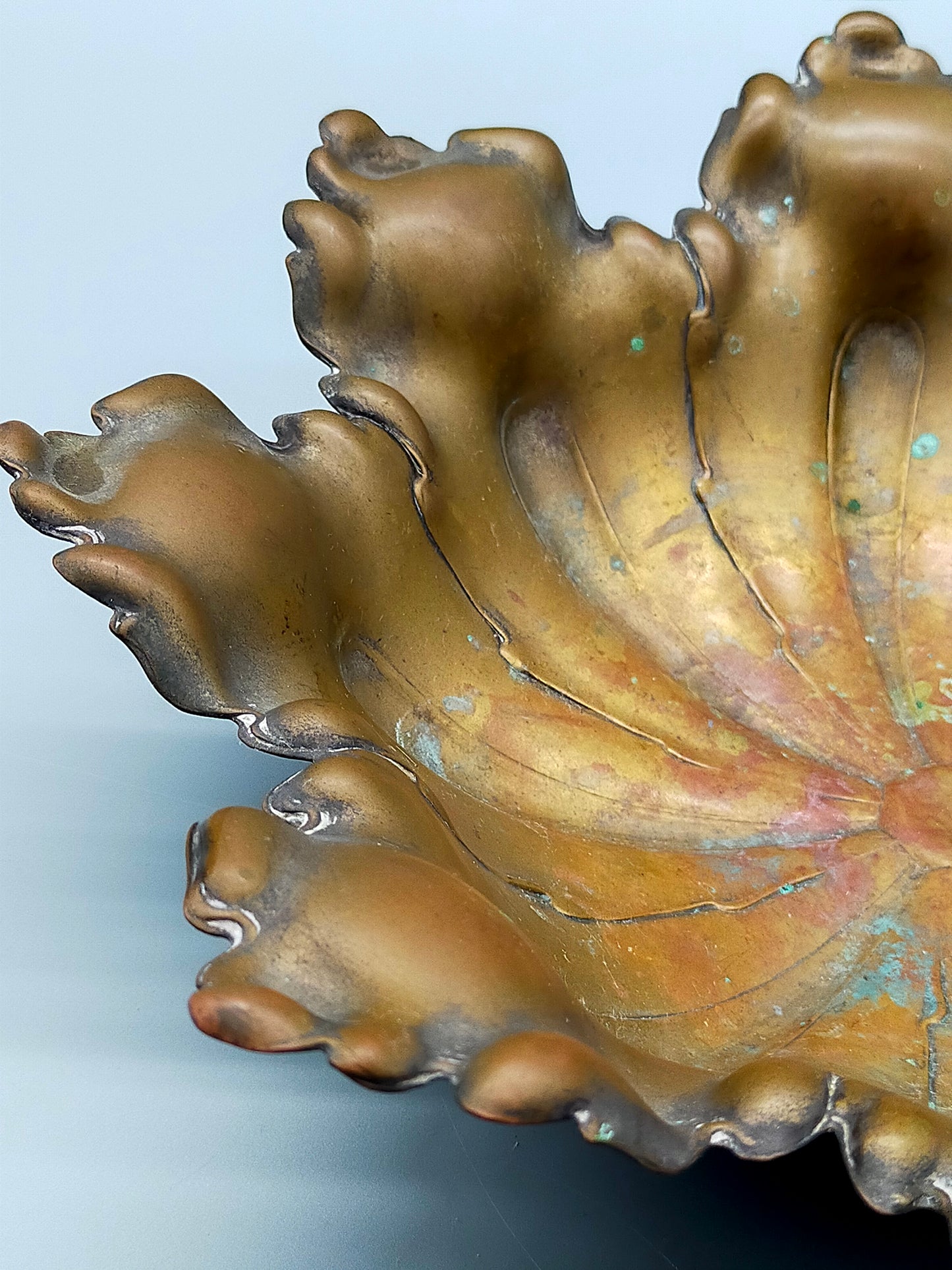 Antike Schale im Jugendstil Florale Bronze Optik Dekorschale