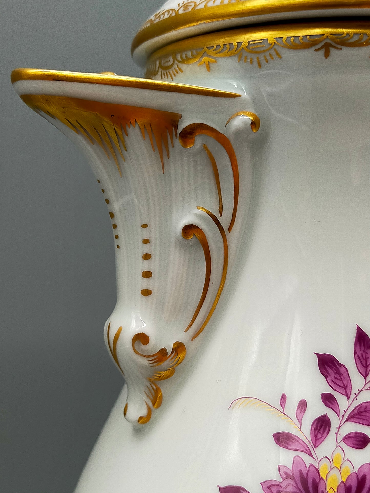 Seltenes Meissen Kaffeeservice Purpur Rose Reich Vergoldet für 5 Personen