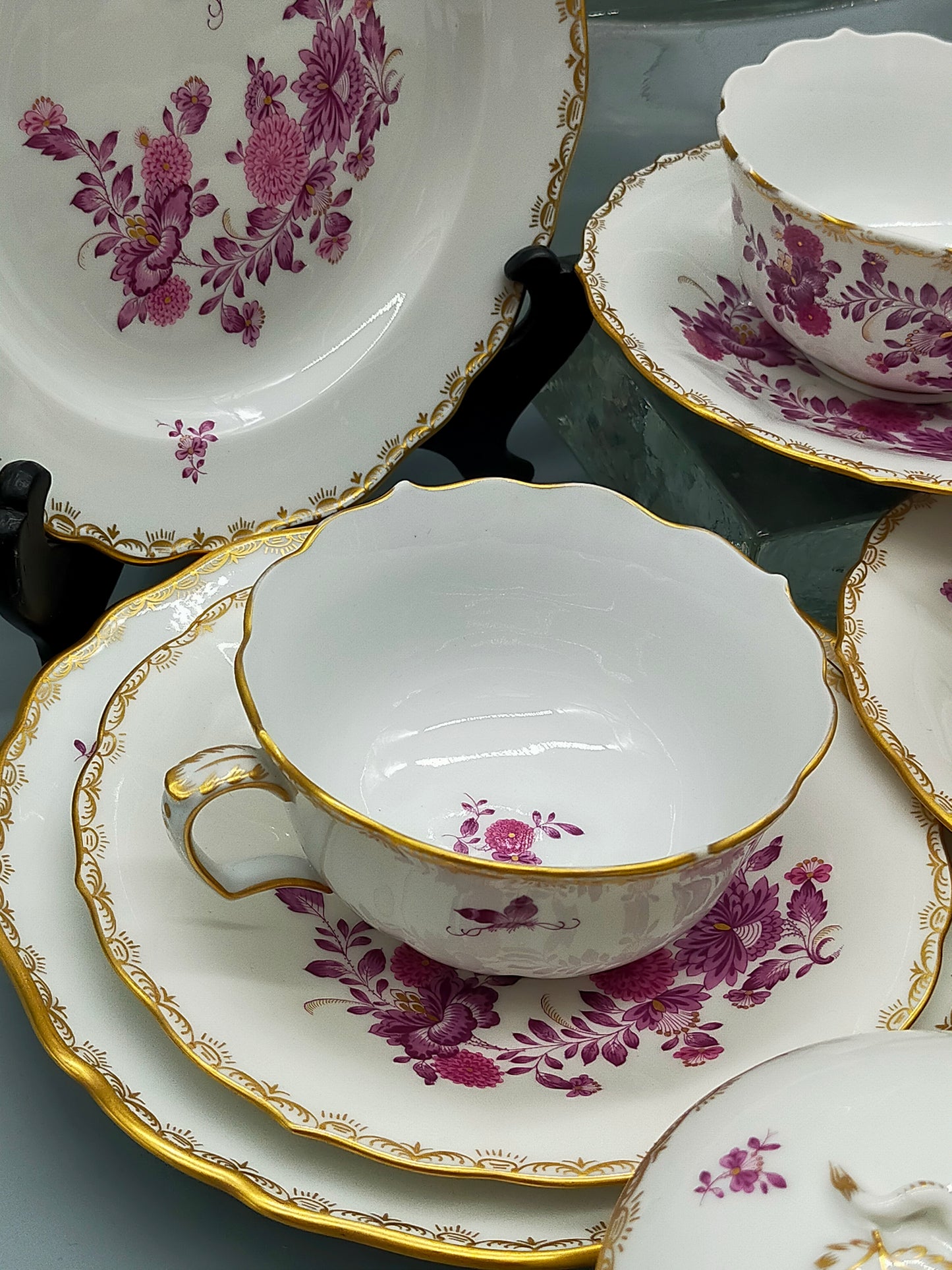 Seltenes Meissen Kaffeeservice Purpur Rose Reich Vergoldet für 5 Personen