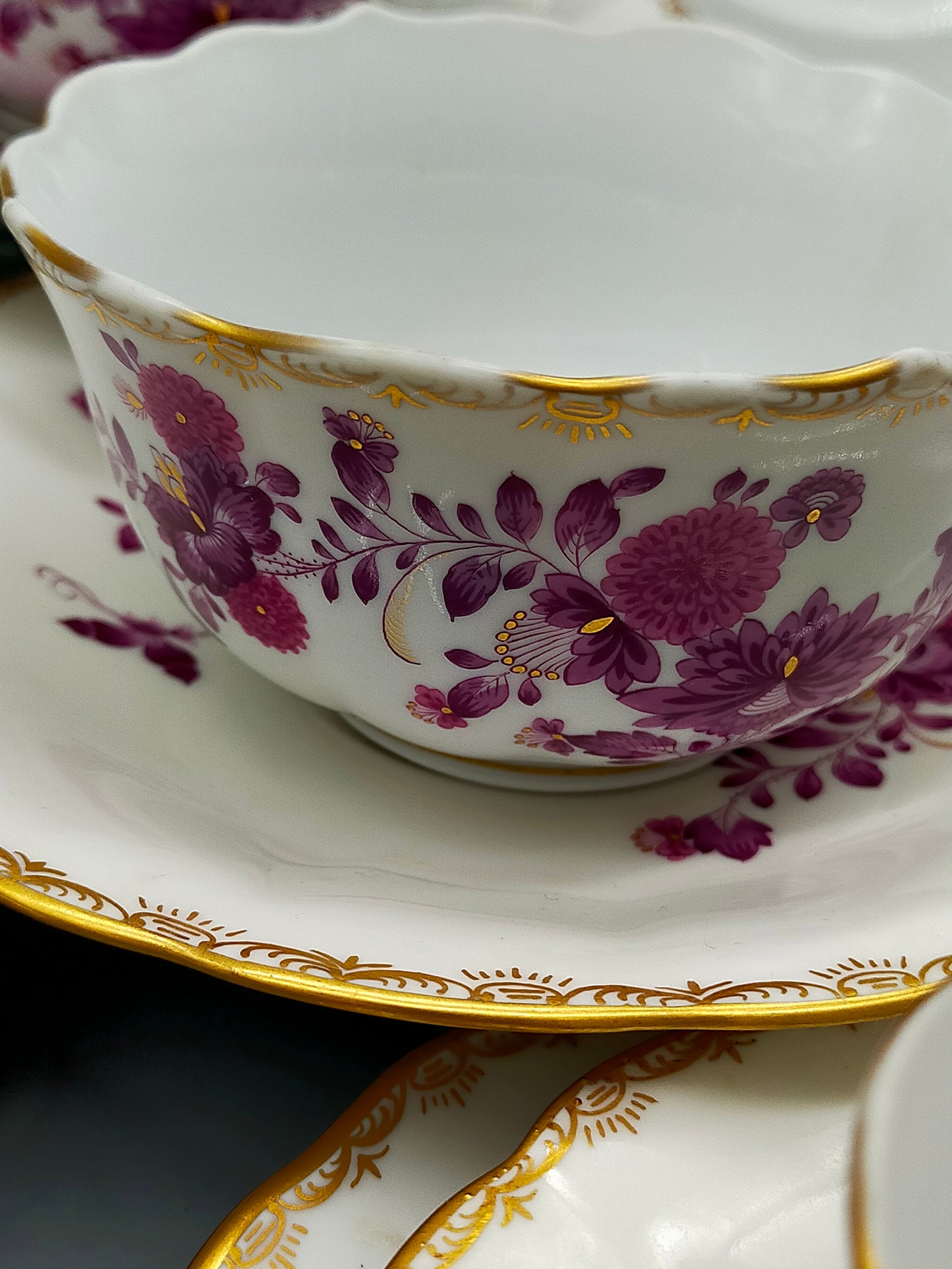 Seltenes Meissen Kaffeeservice Purpur Rose Reich Vergoldet für 5 Personen