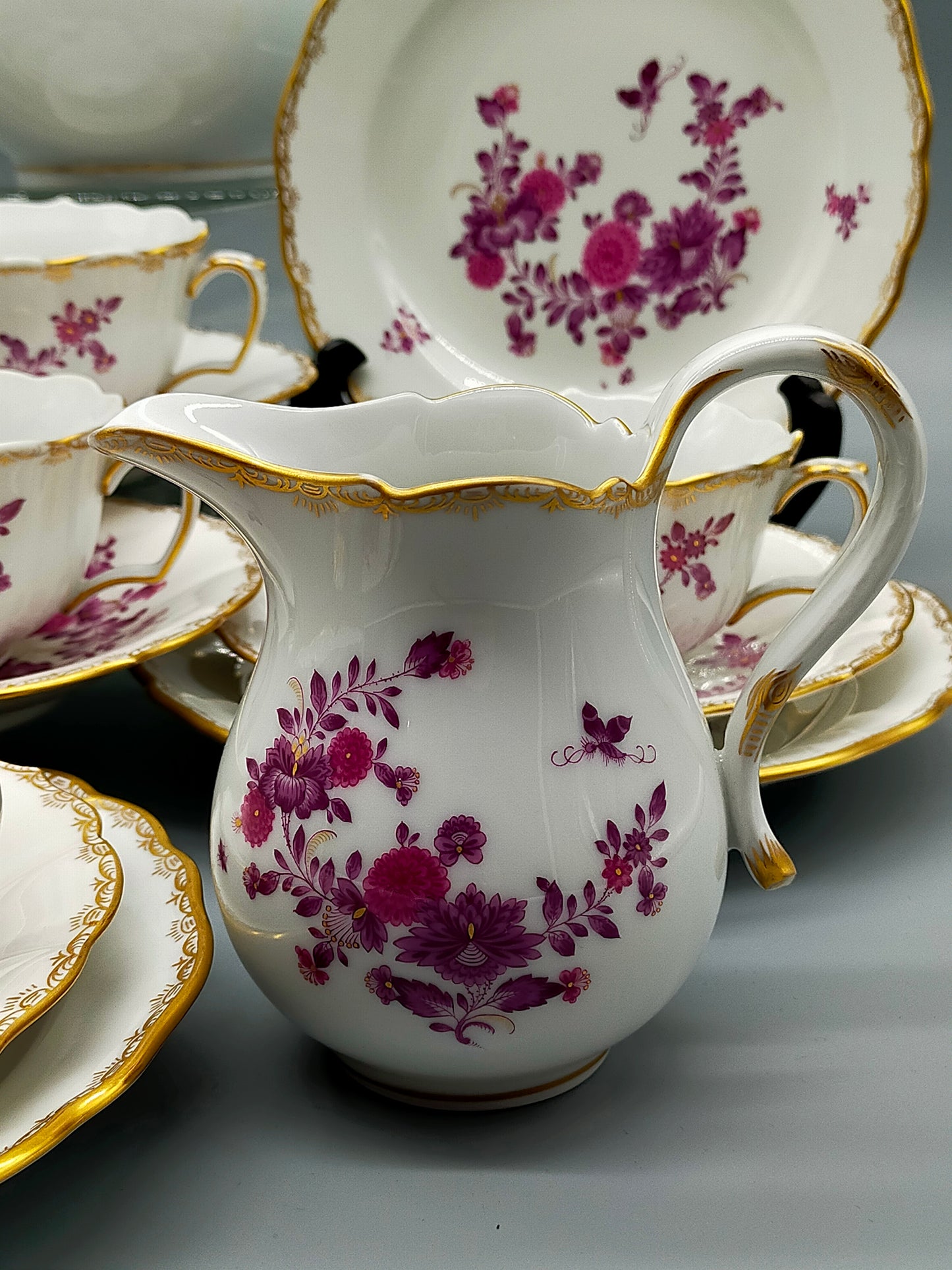 Seltenes Meissen Kaffeeservice Purpur Rose Reich Vergoldet für 5 Personen