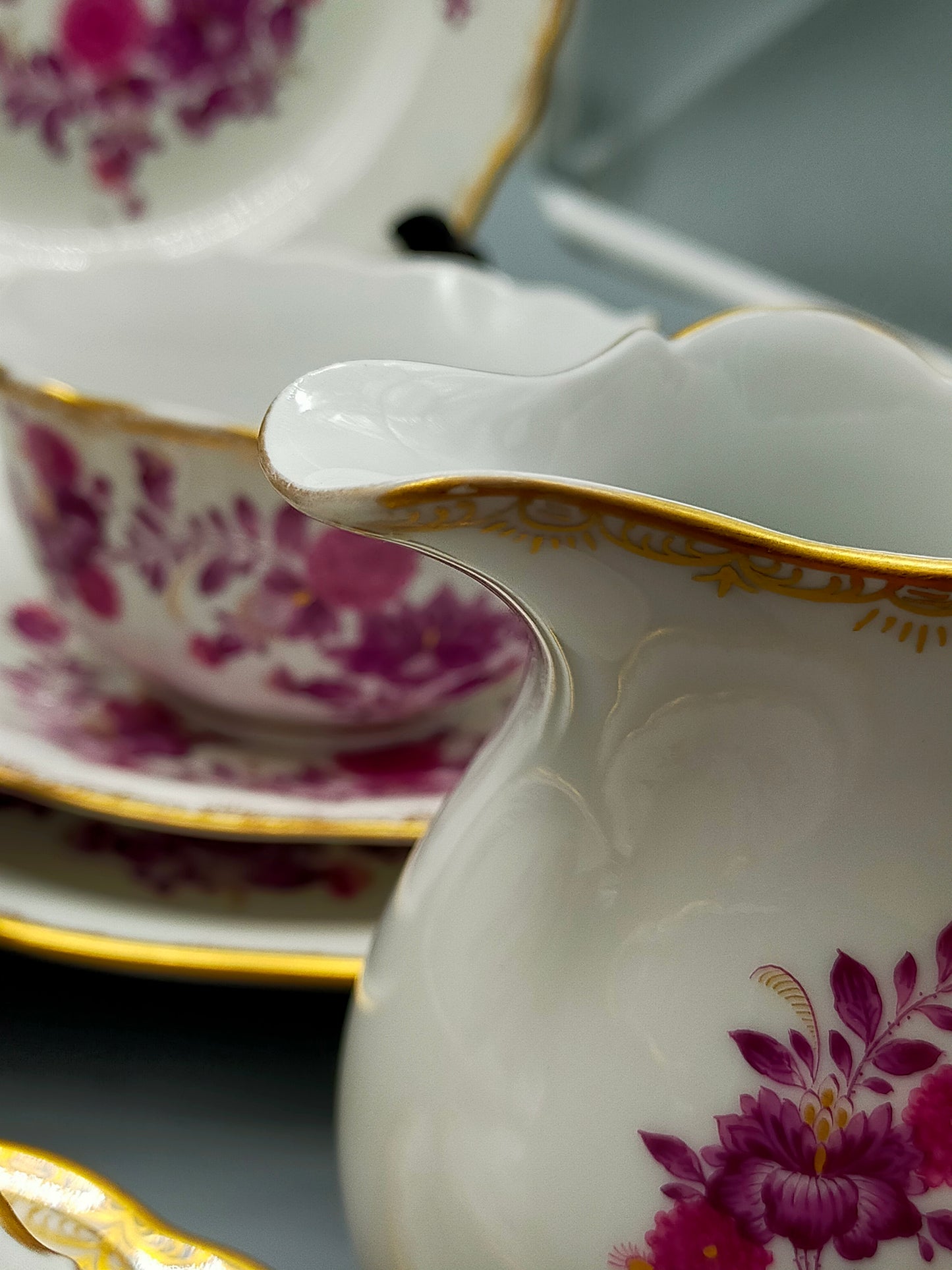 Seltenes Meissen Kaffeeservice Purpur Rose Reich Vergoldet für 5 Personen