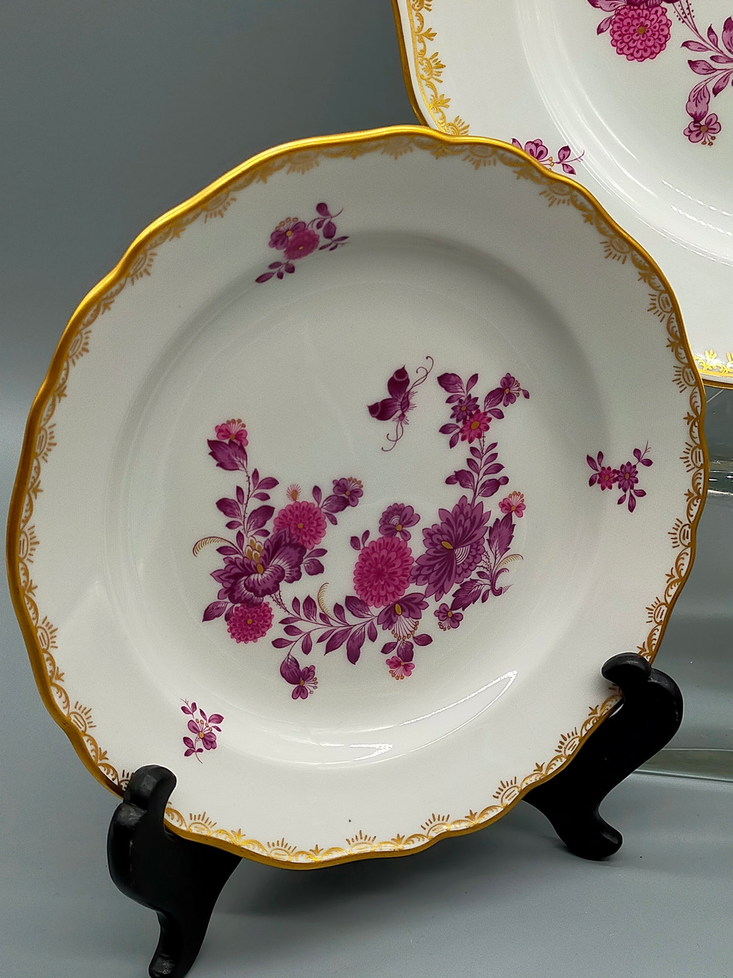 Meissen Purpur Rose Reich – 3er Set Prunk Teller mit Goldrand