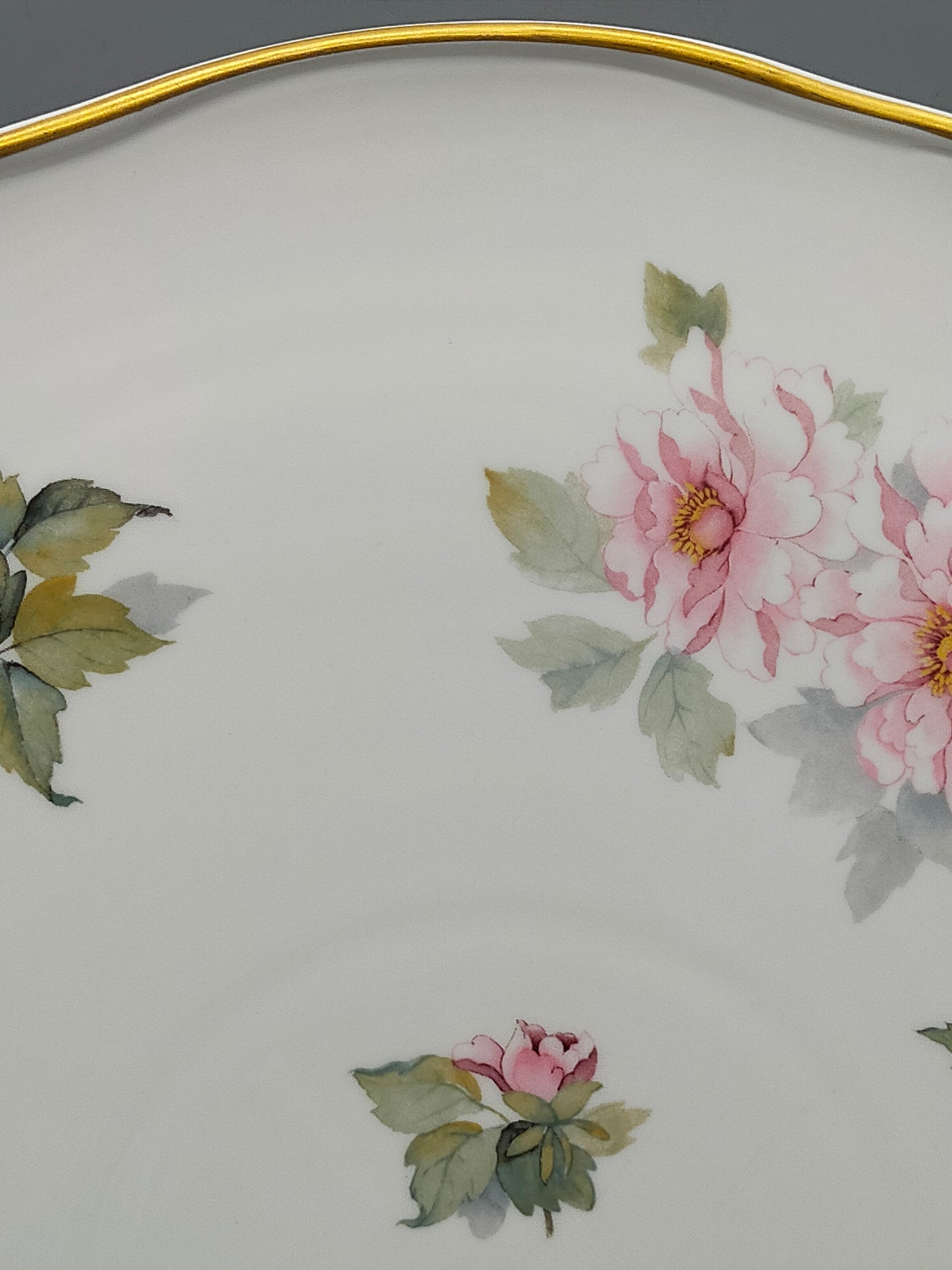 Limoges Porzellan Prunkteller Edles Päonien & Schmetterling Design