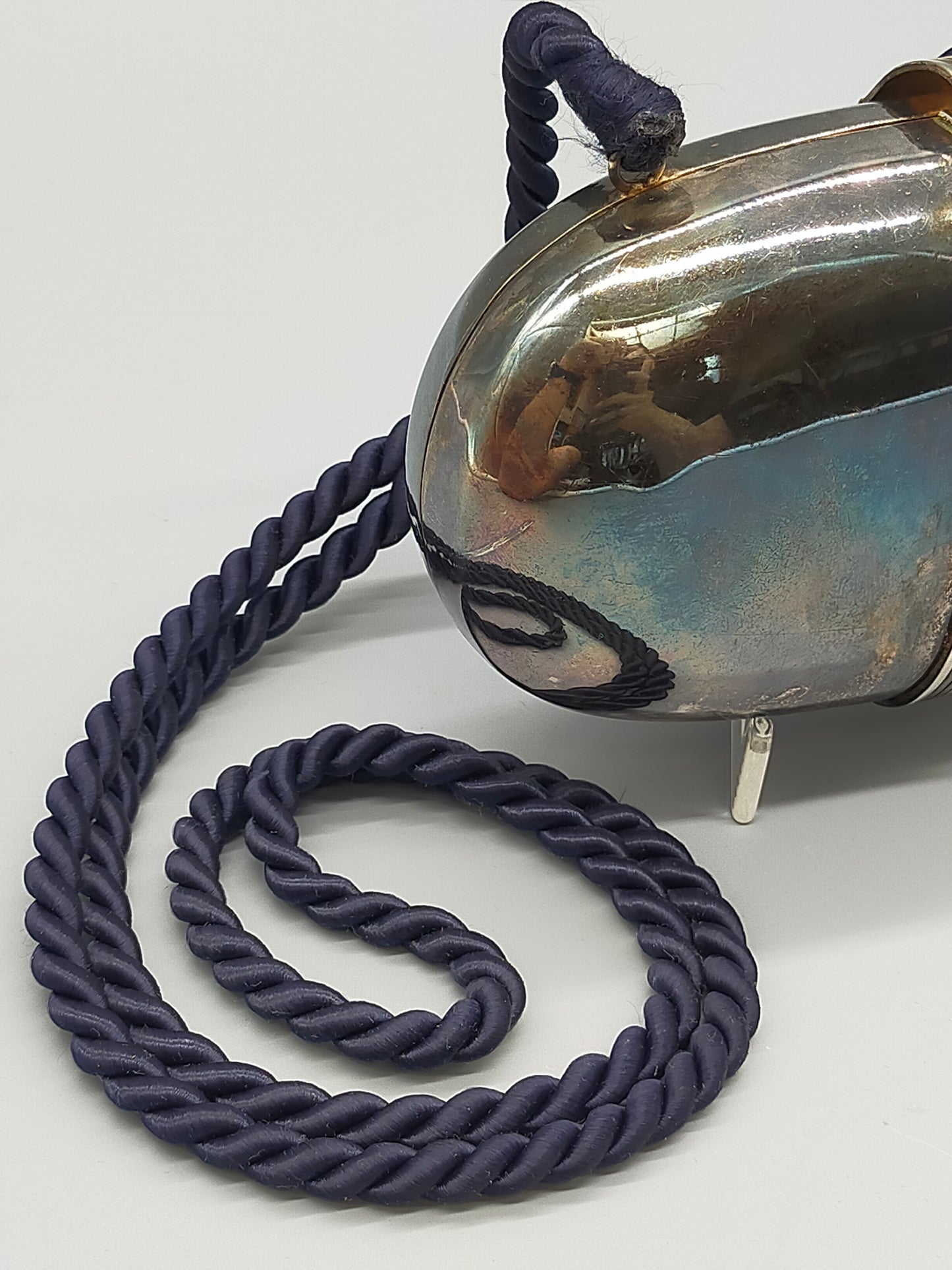 Elegante Vintage Abendtasche in Silber-Optik Luxuriöse Clutch