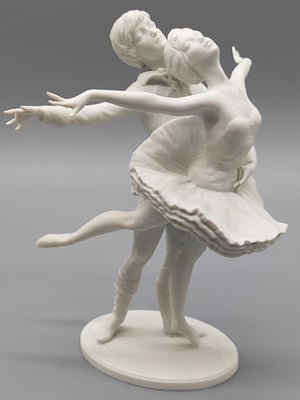 Kaiser Porzellan Figur Schwanensee Swan Lake – W. Gawantka