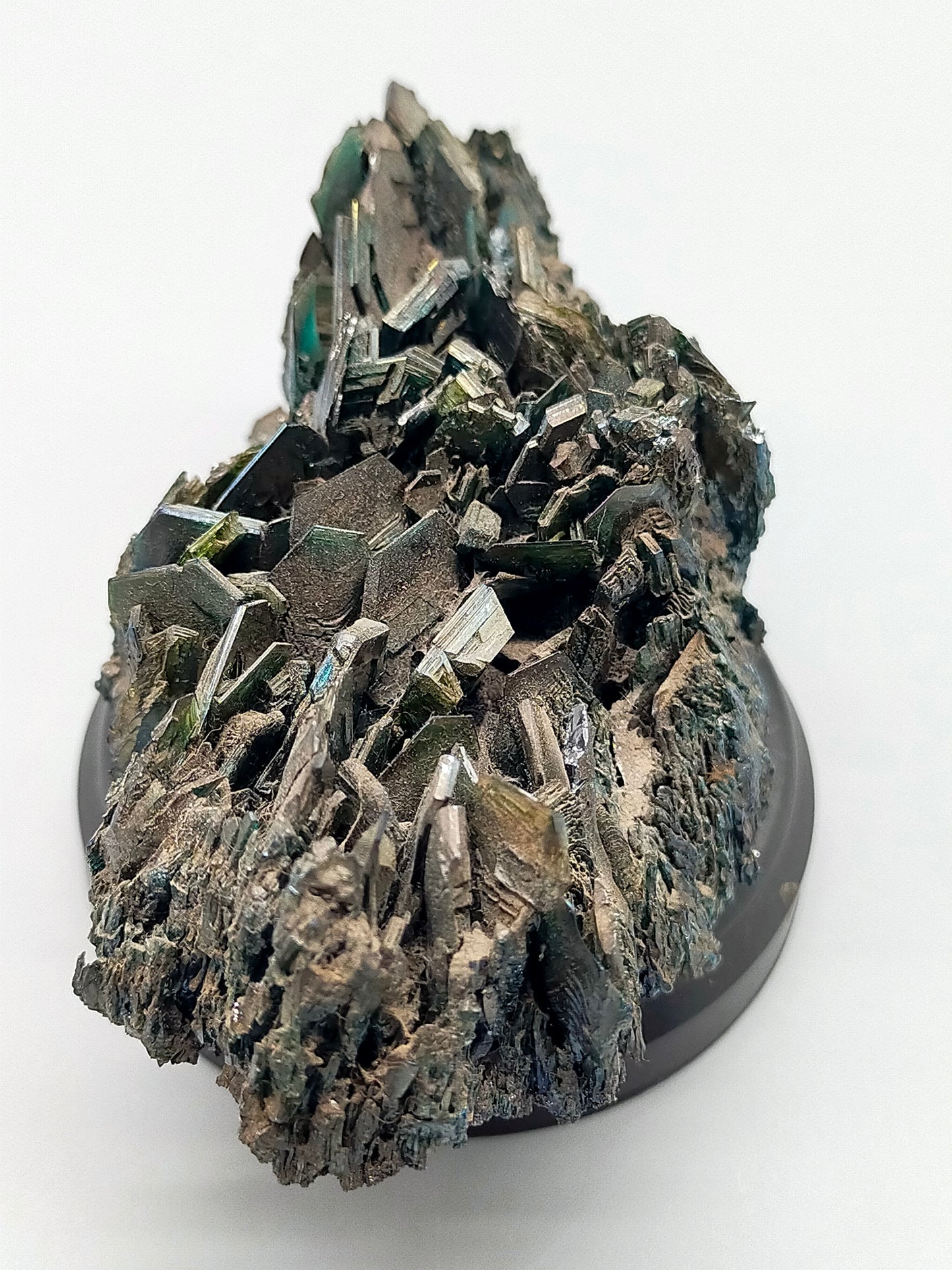 Schillernde Karborund Kristall Stufe Farbenprächtiges Mineral