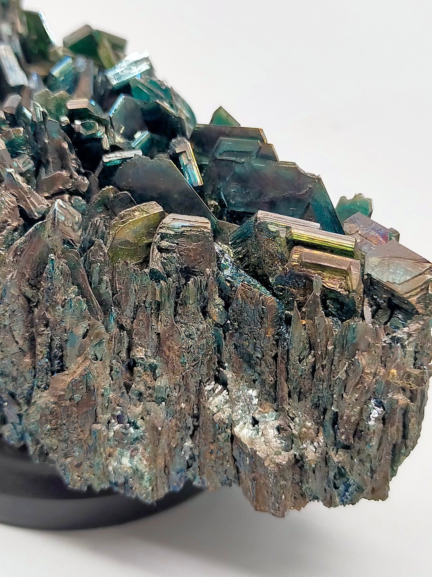 Schillernde Karborund Kristall Stufe Farbenprächtiges Mineral