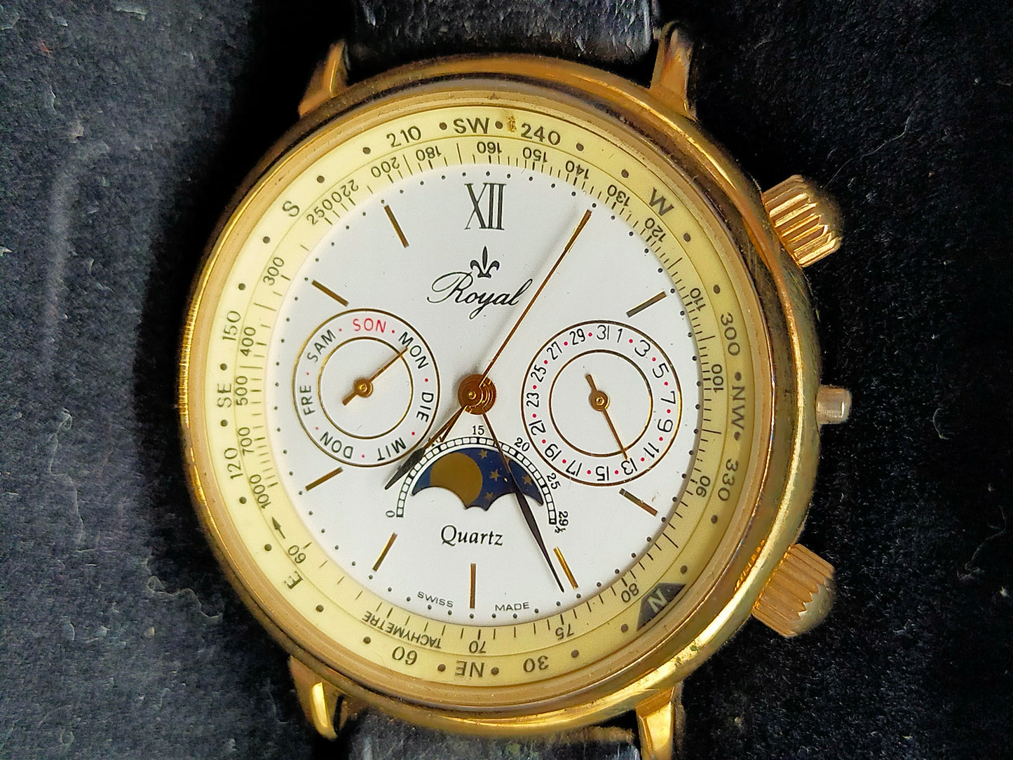 Elegante Royal Herren Uhr mit Mondphase Klassisches Design