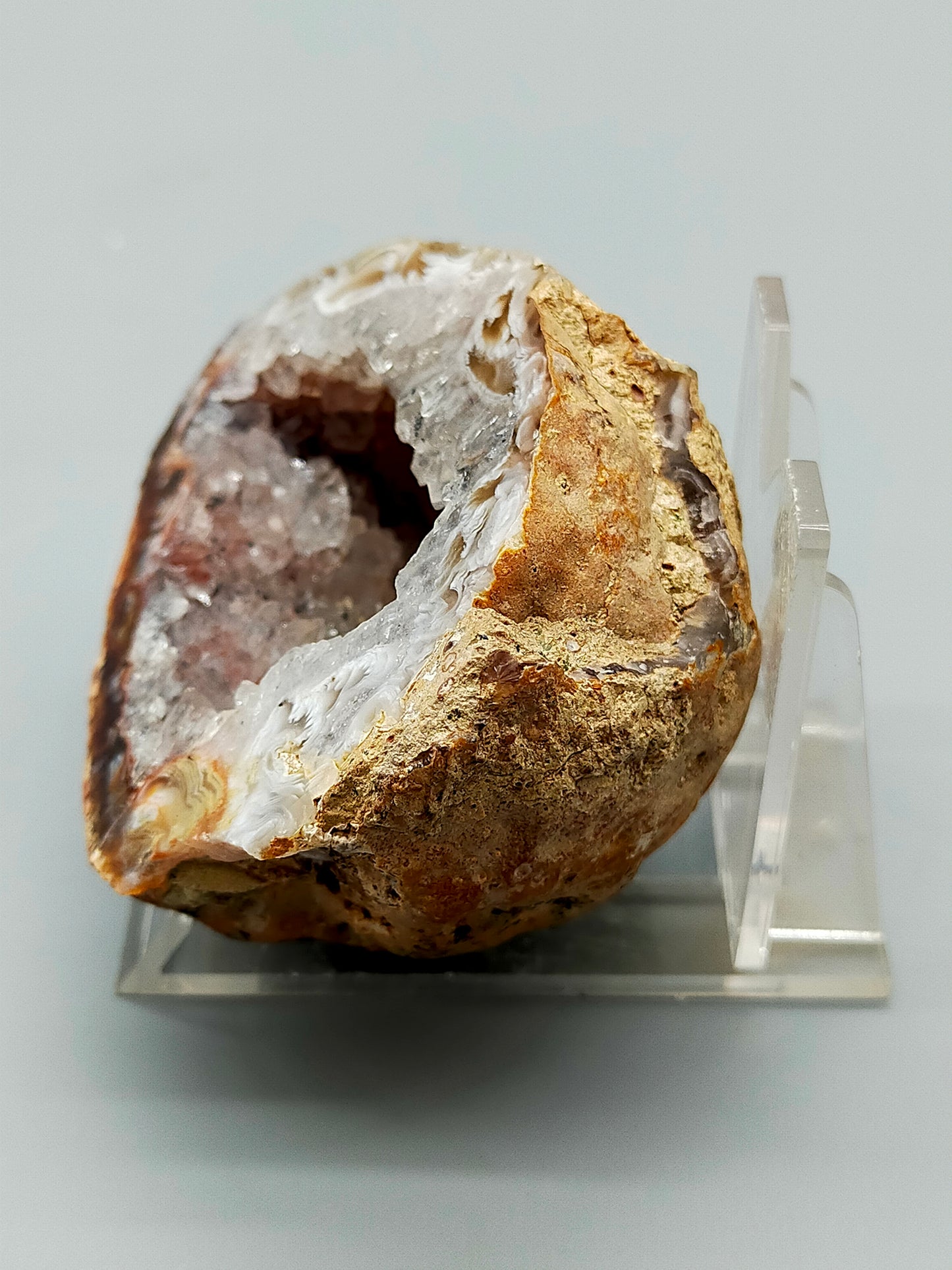Prachtvolle Kristall Druse mit Achatband