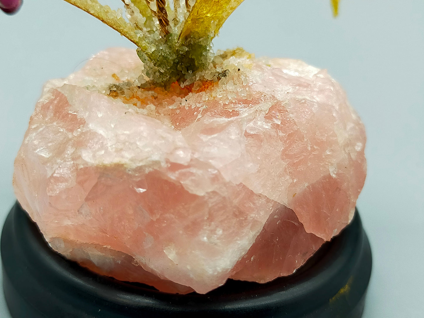 Edelstein Baum aus Rosenquarz und Granat Kunstvolle Handarbeit