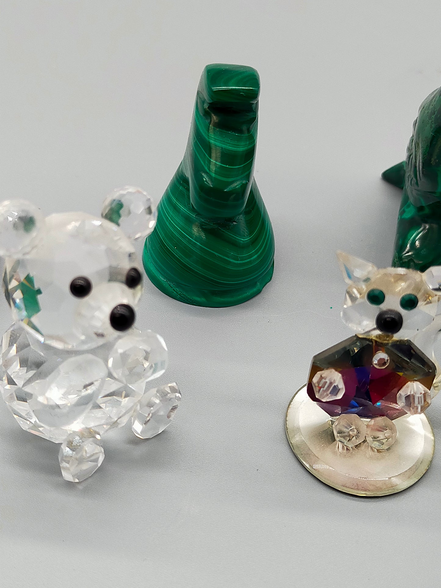Konvolut Tierfiguren aus Kristall und Malachit 9 teiliges Set