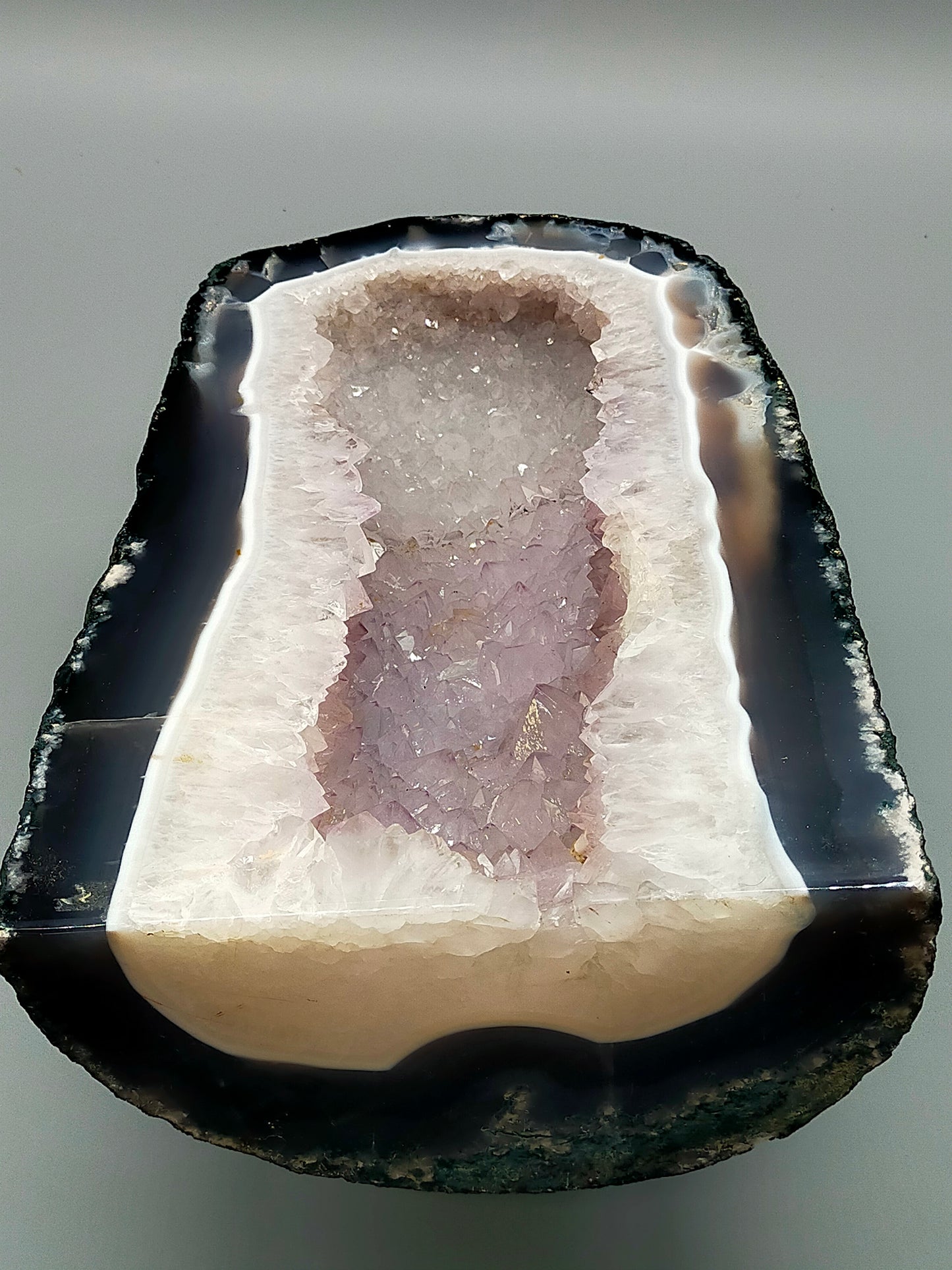 Wunderschöne Amethyst Druse Naturbelassener Kristall Geode