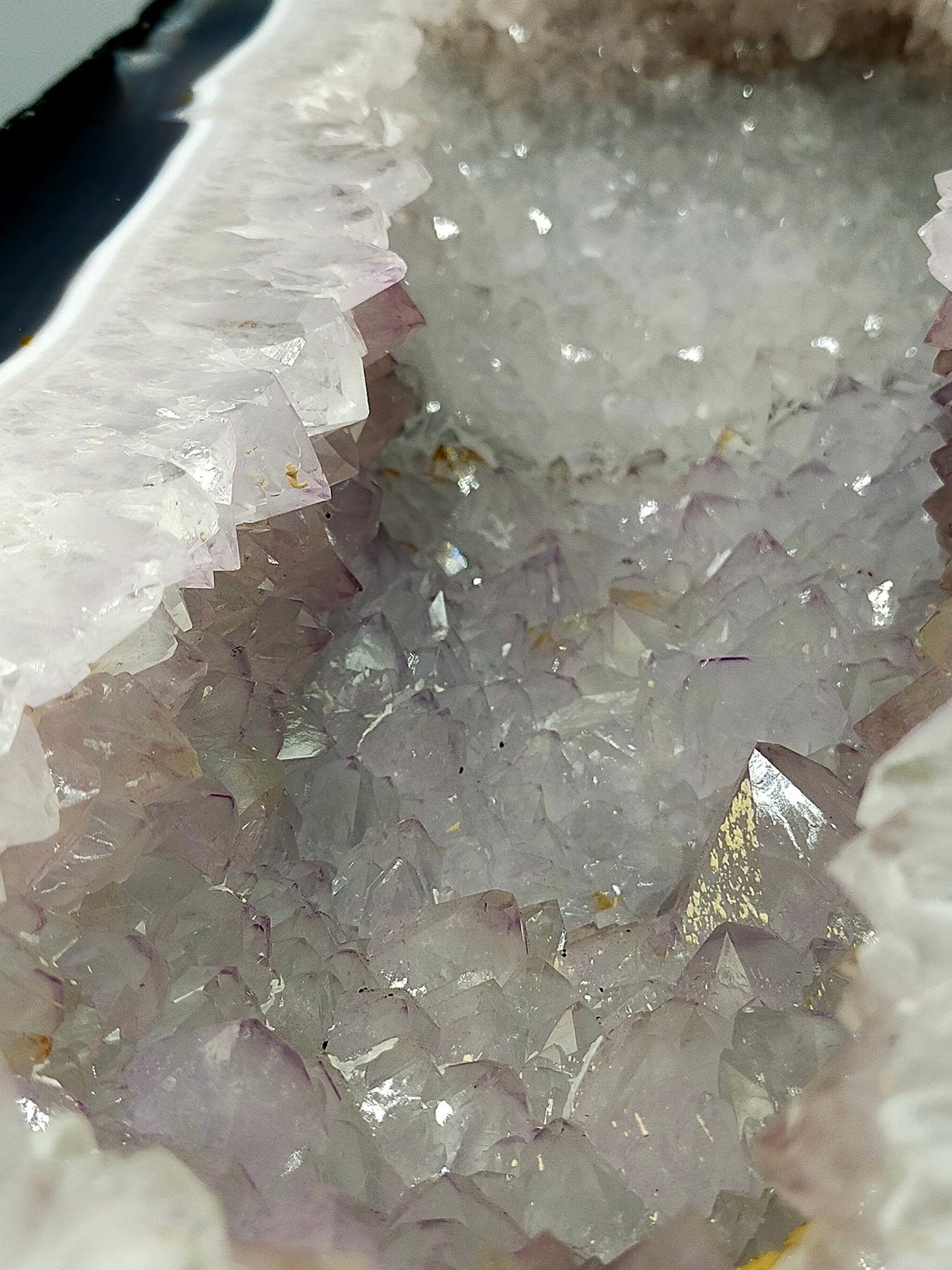 Wunderschöne Amethyst Druse Naturbelassener Kristall Geode