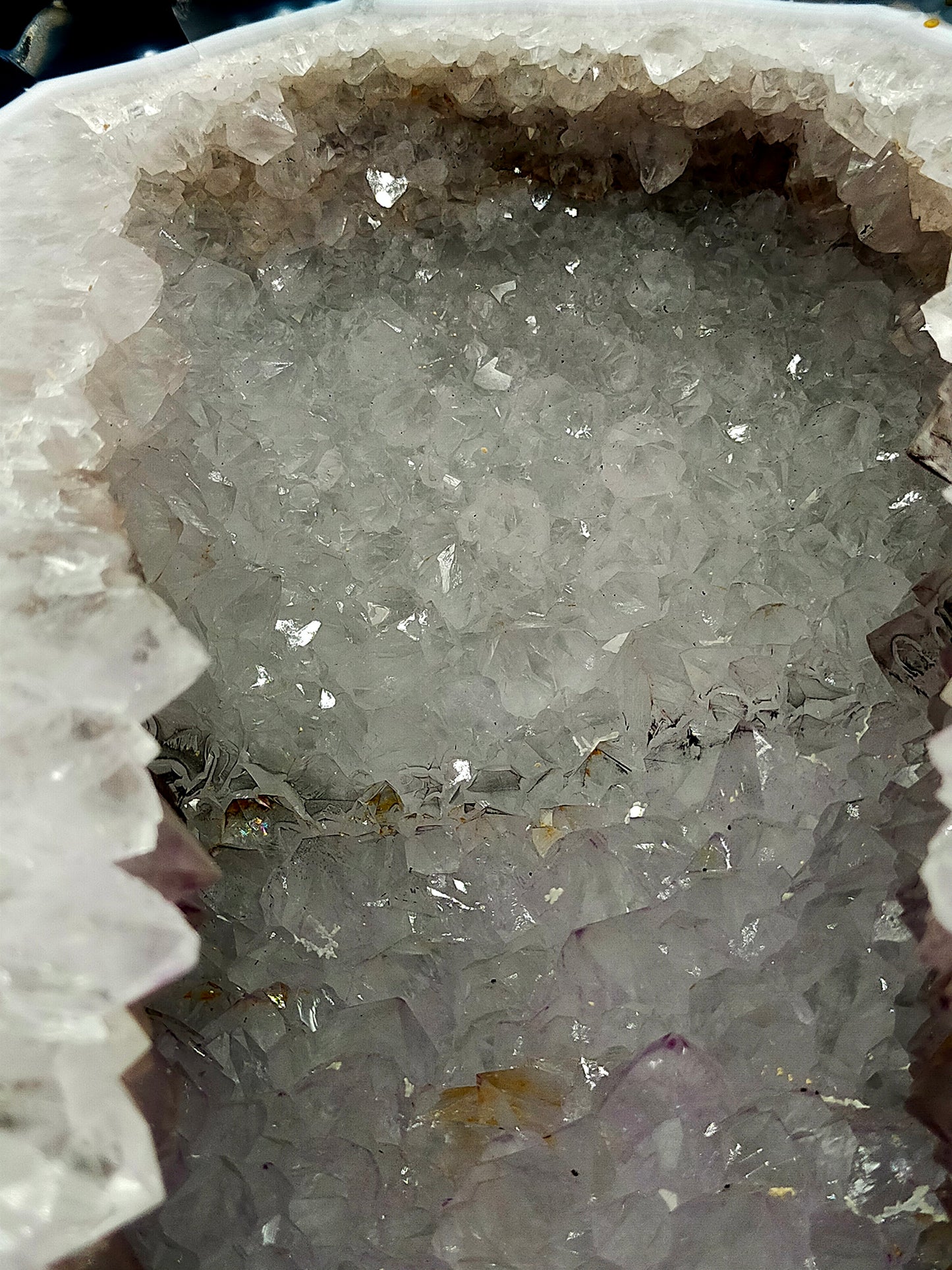 Wunderschöne Amethyst Druse Naturbelassener Kristall Geode