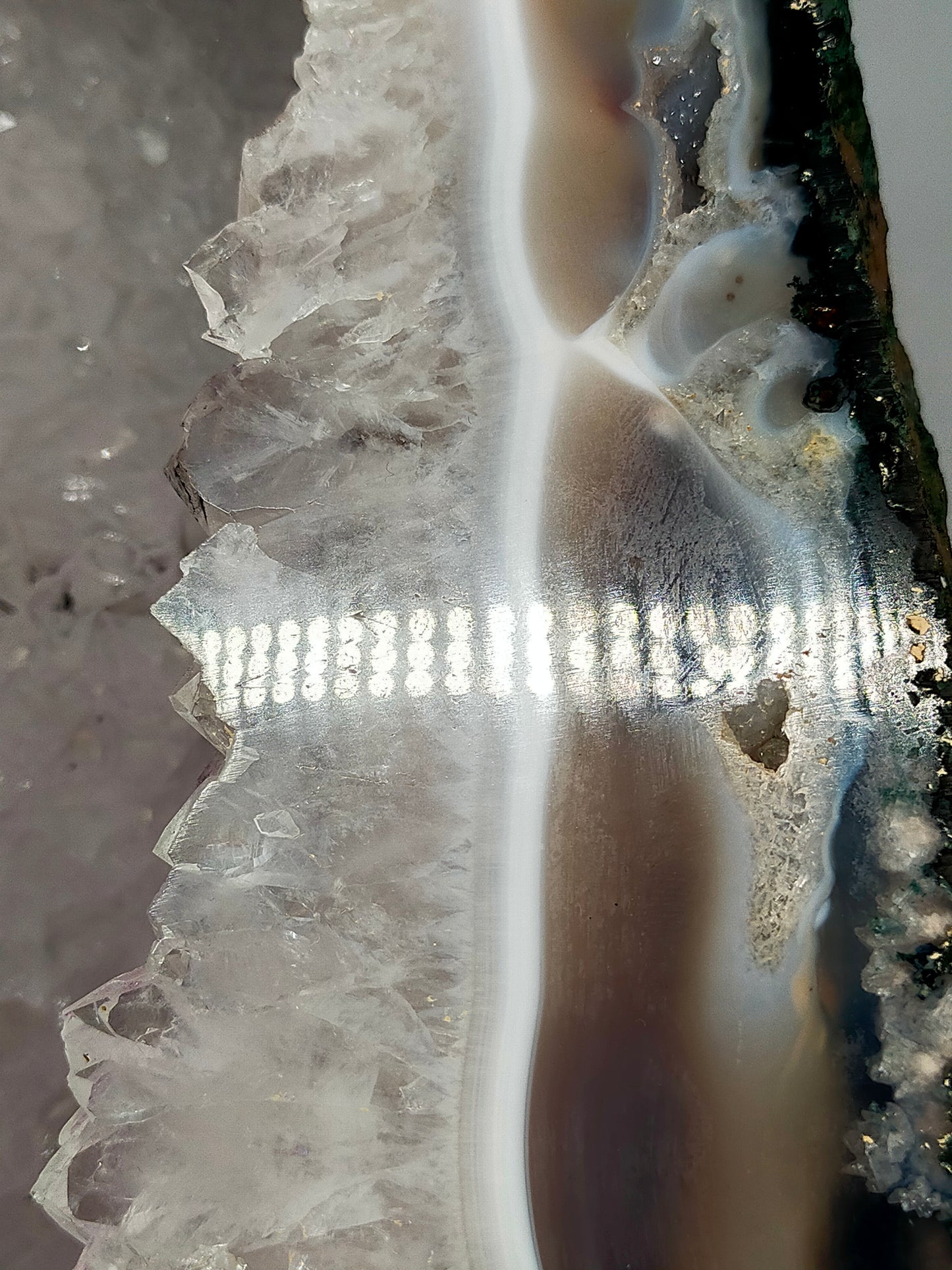 Wunderschöne Amethyst Druse Naturbelassener Kristall Geode