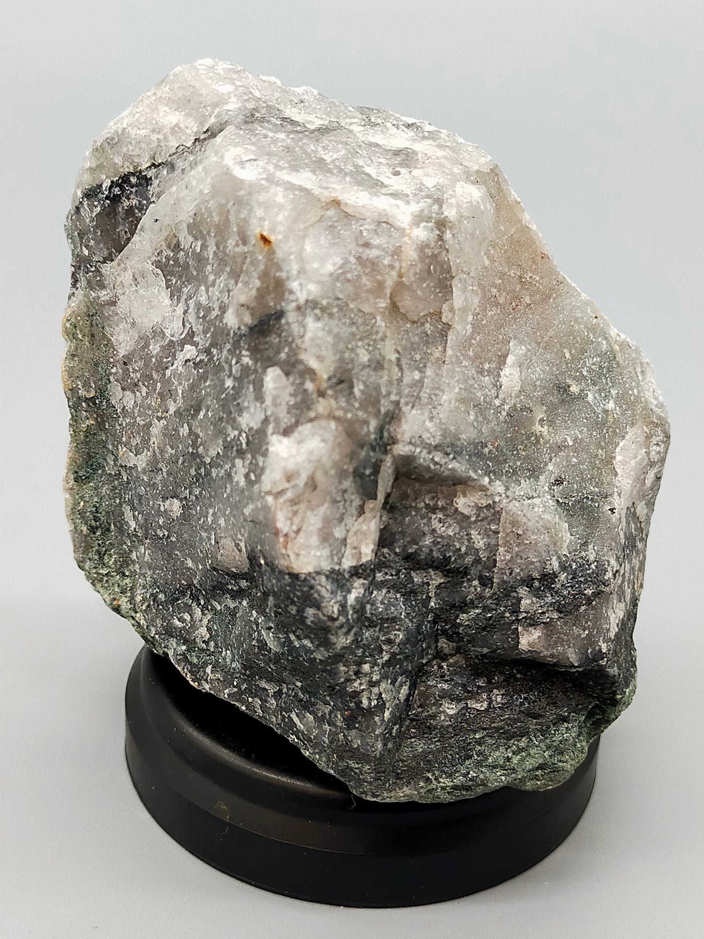 Naturbelassener Quarz Kristall Mineralien Rohstein