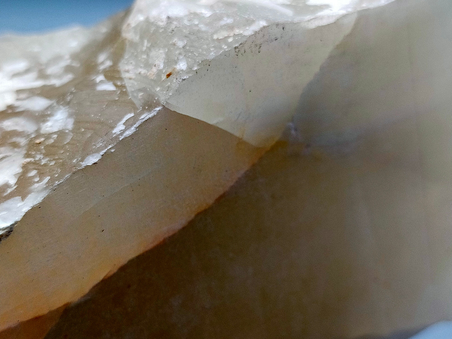 Natur Honigkalzit Rohstein Eindrucksvolles Mineral