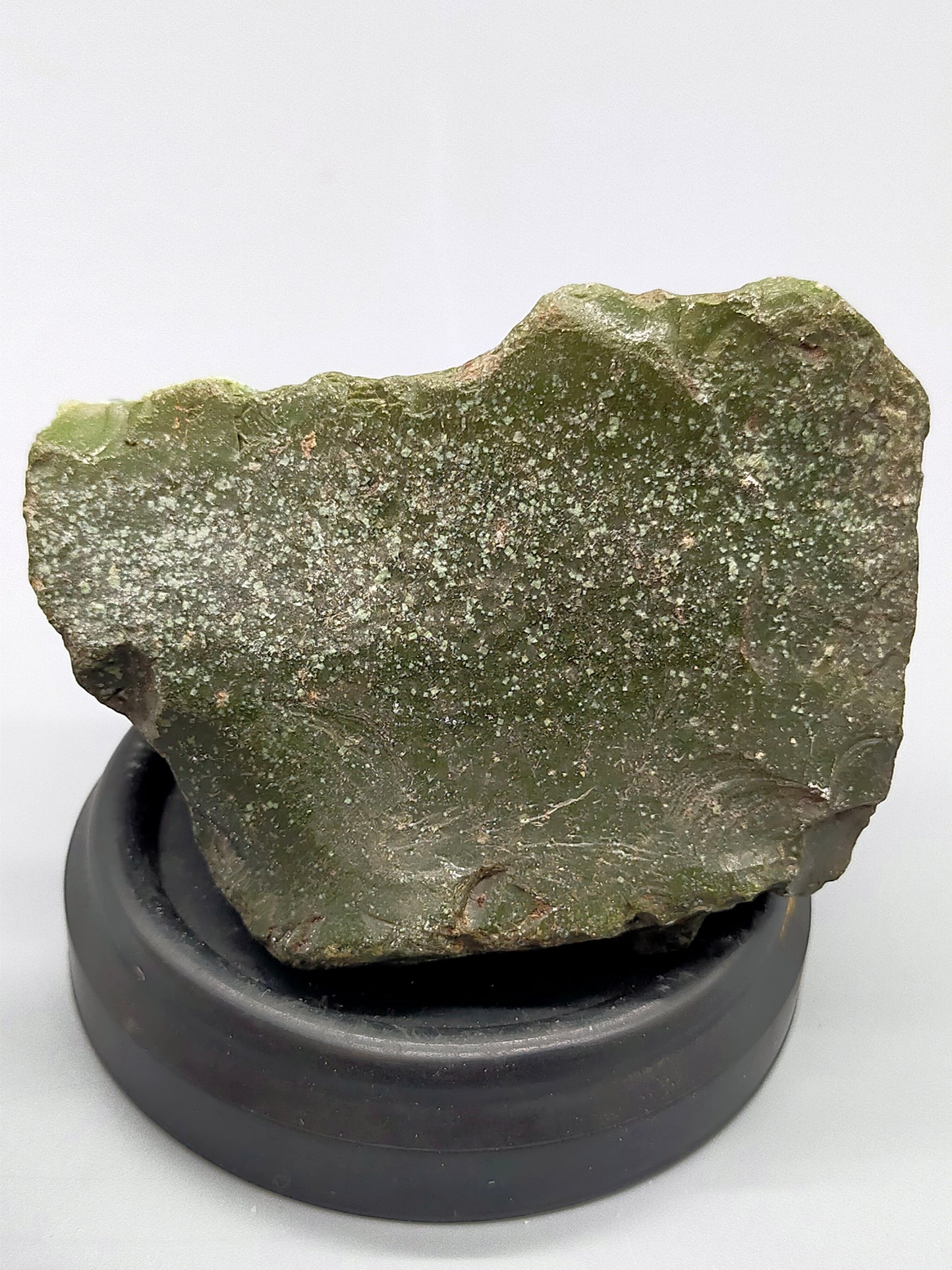 Grüner Schlackenstein Rohstein